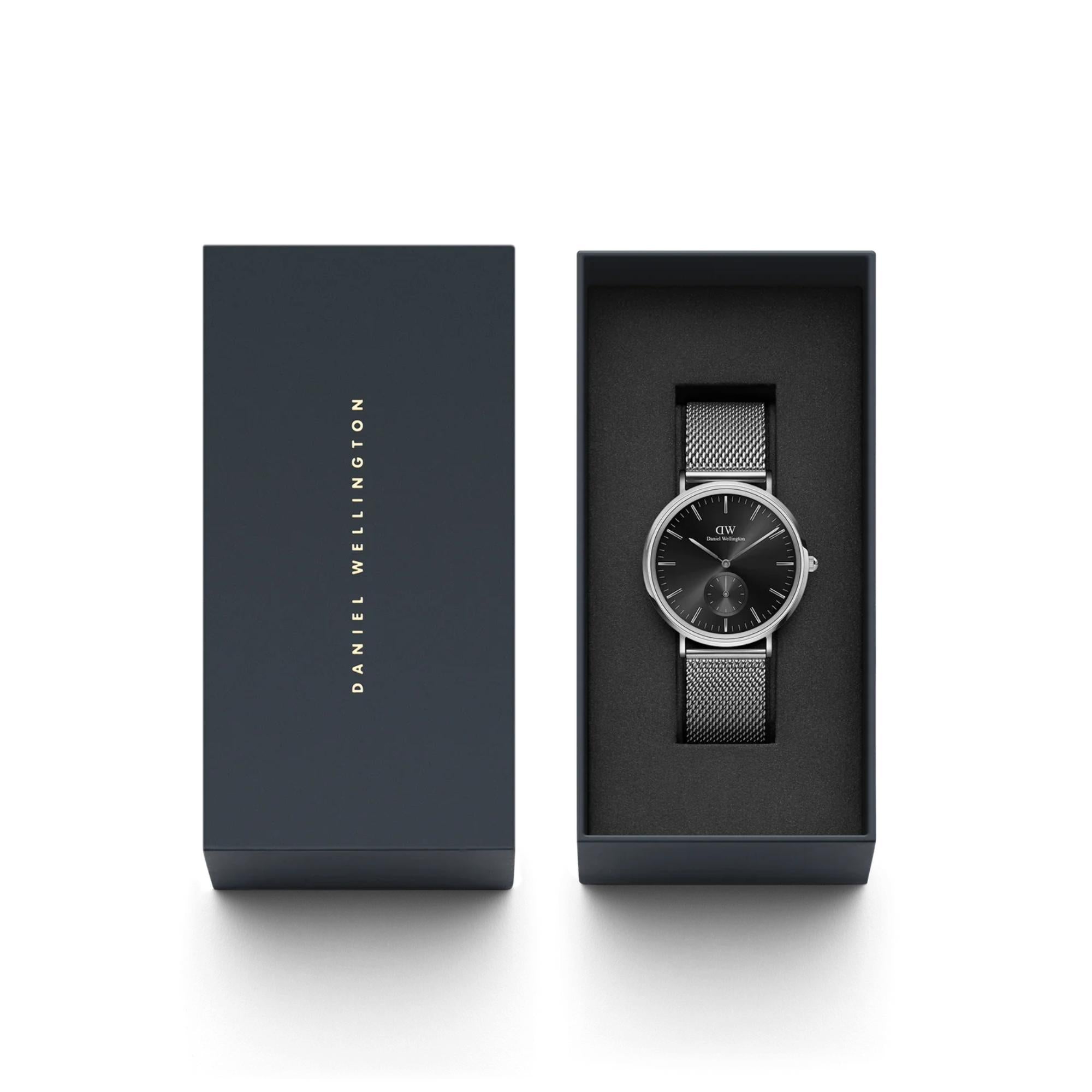 Daniel Wellington Classic Black Dial Men’s Watch DW00100711