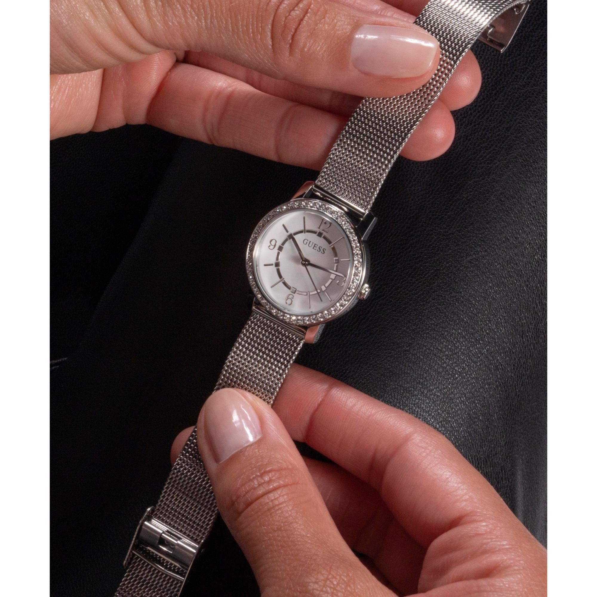 GUESS Ladies Silver Tone Analog White Dial Watch with Stainless Steel Strap GW0534L1