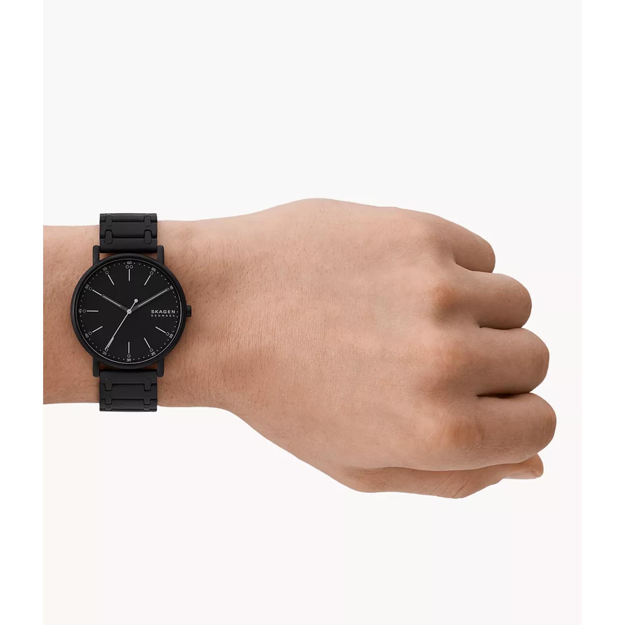 Skagen Signatur Midnight Stainless Steel Bracelet Black Dial Men’s Watch SKW6914