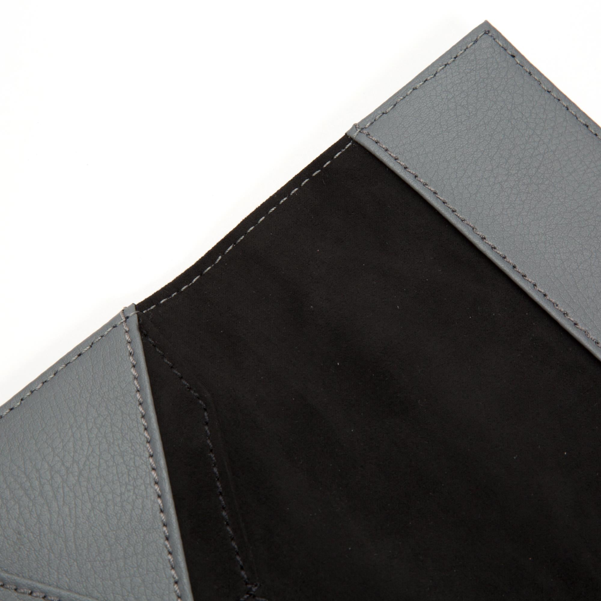 WOLF Howard Passport Holder Sophisticated Travel 466565