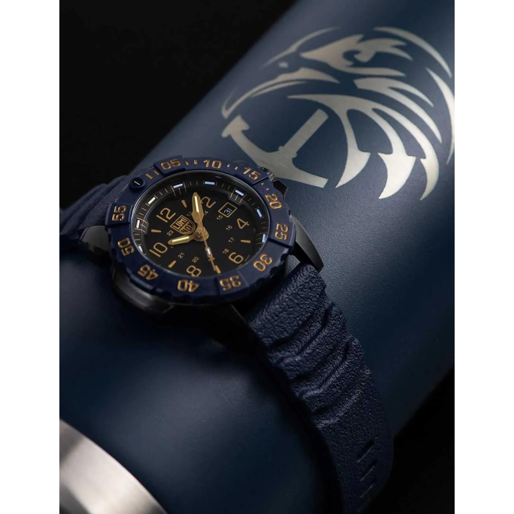 Luminox Navy Seal Back to the Blue Black Dial Men's Watch XS.3255.CB.NSF