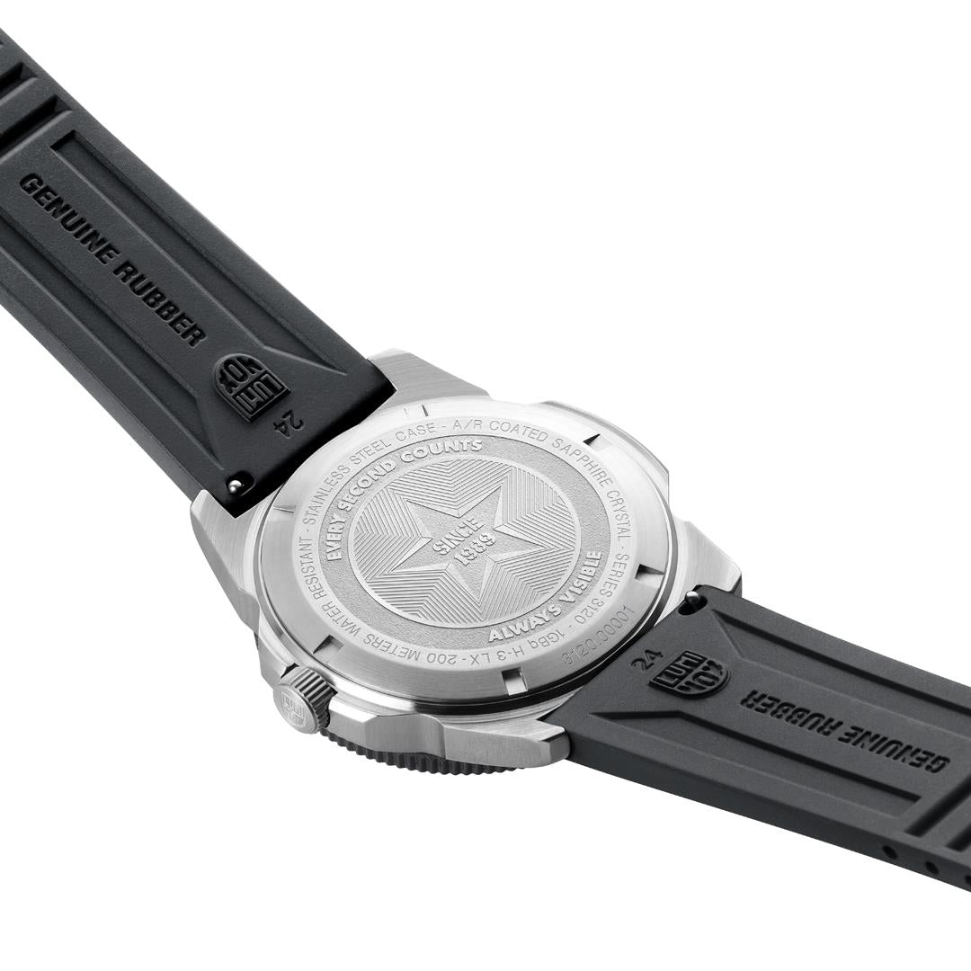 Luminox Pacific Diver 3120 Black Dial Rubber Strap Men's Watch XS.3121.1