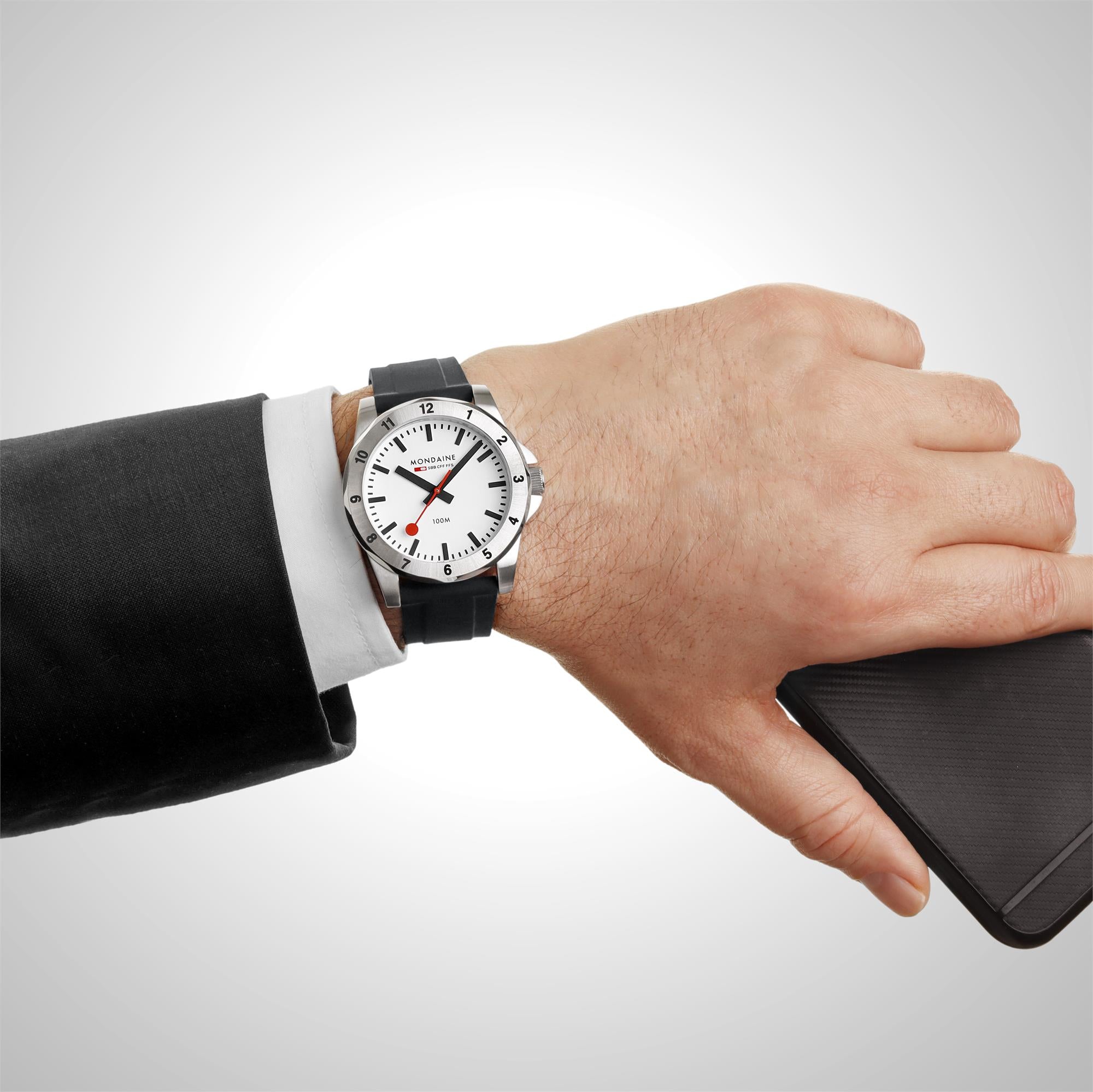 Mondaine Numeri Quartz White Dial Silicone Strap Men's Watch MSN.4211B.RB