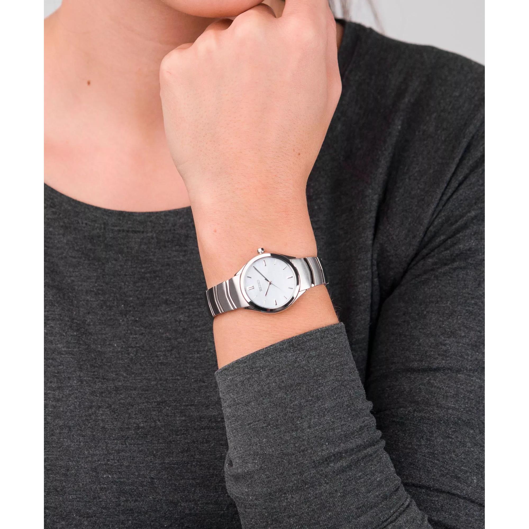 Seiko Conceptual Essentials Blue Dial Stainless Steel Strap Ladies Watch SUR549P1