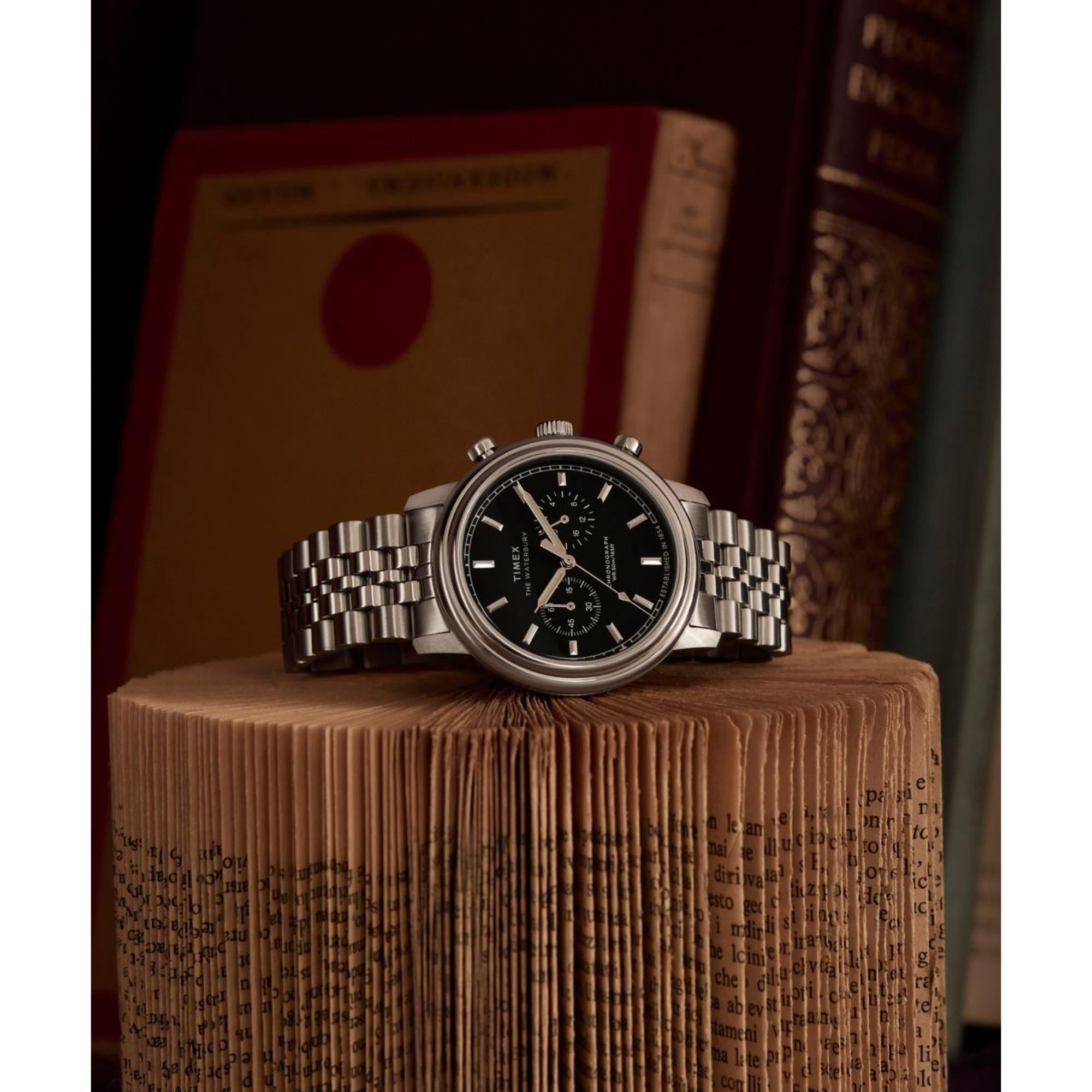 Timex Waterbury Metropolitan Chronograph Black Dial Stainless Steel Men's WatchTW2Y23400