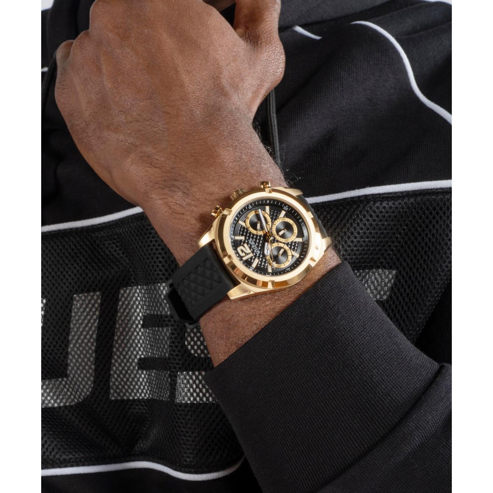 Guess Resistance Black Dial Silicone Strap Men's Watch GW0729G2
