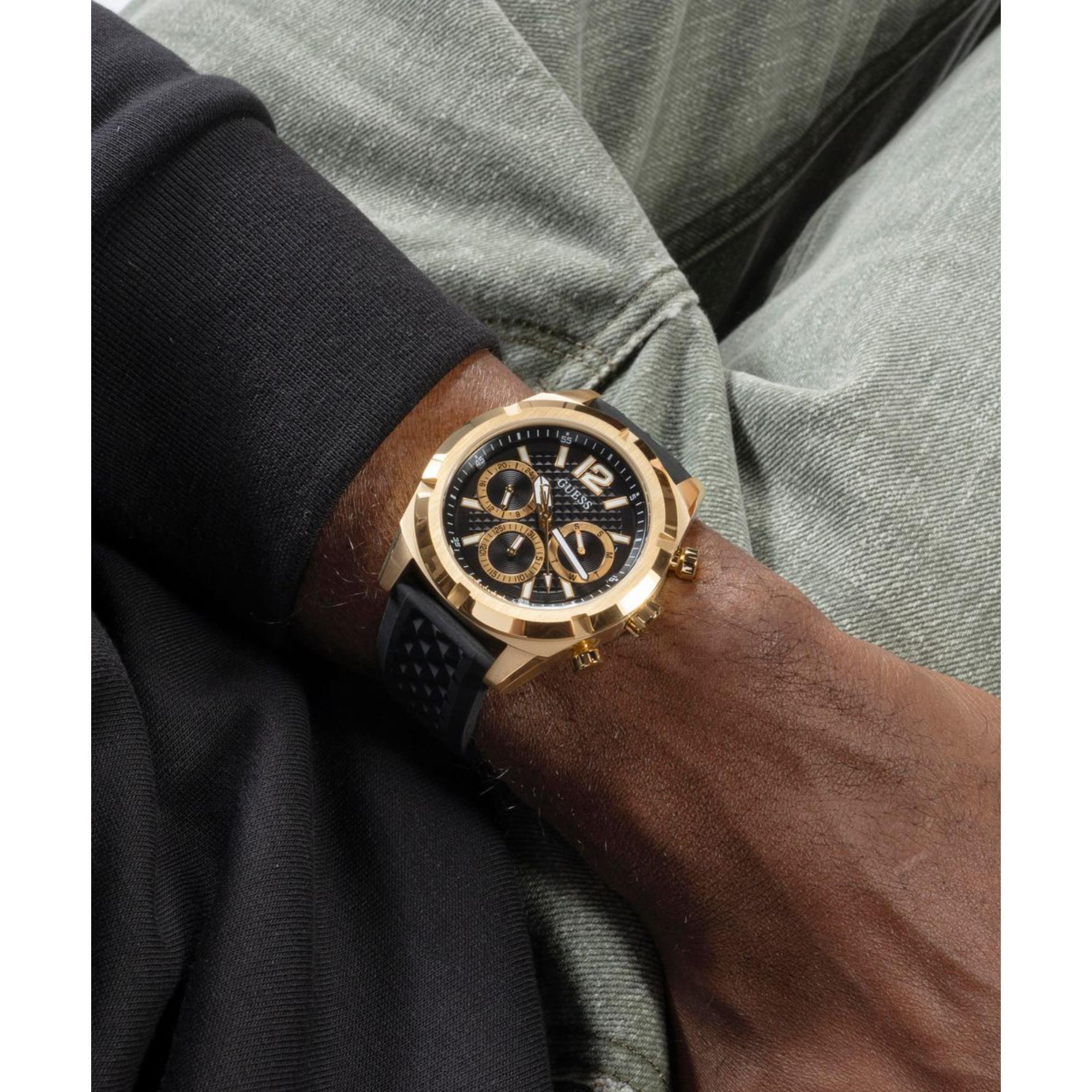 Guess Resistance Black Dial Silicone Strap Men's Watch GW0729G2