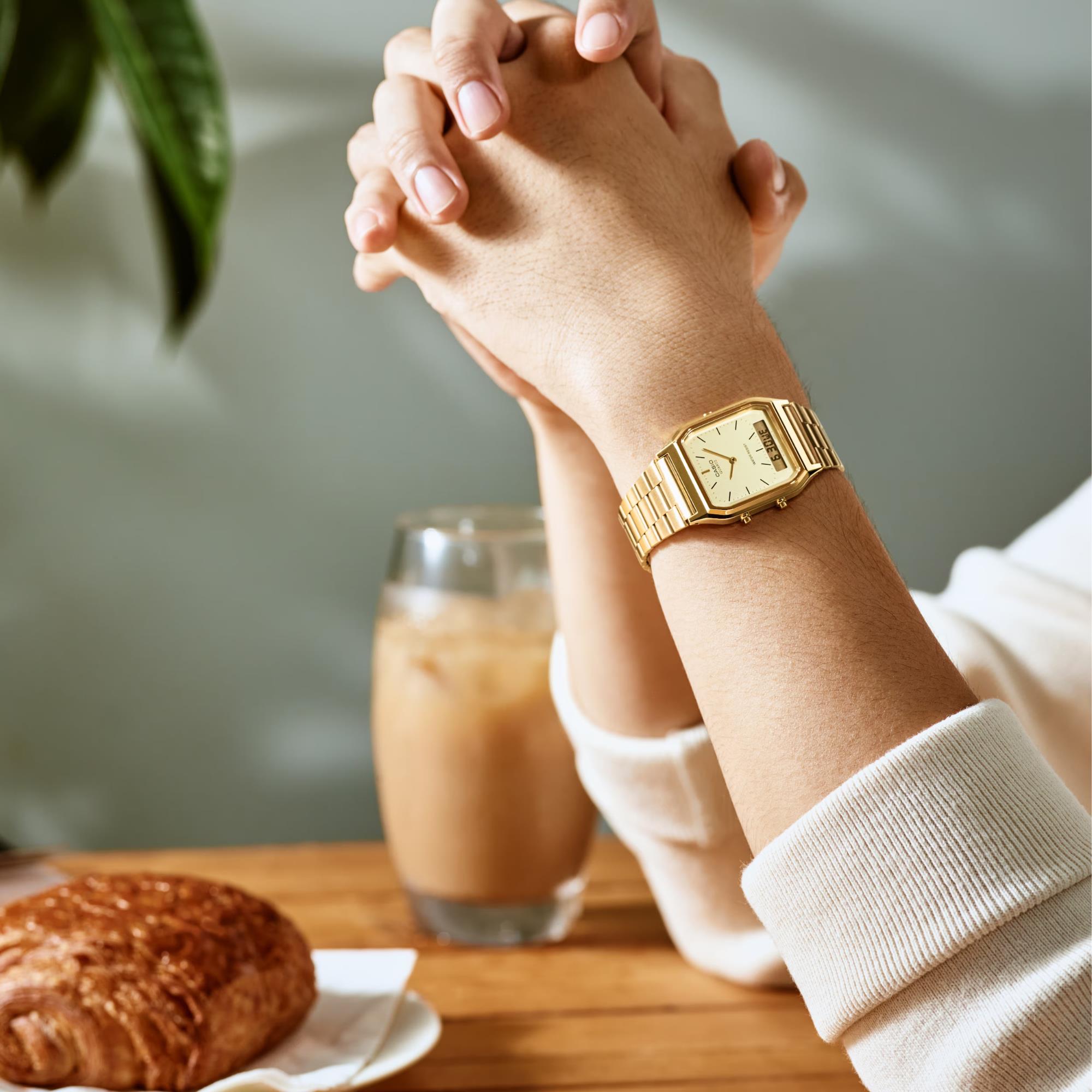 Casio Collection Vintage Ana-Digi Gold Dial Steel Strap Unisex Watch AQ-230GA-9DMQYES