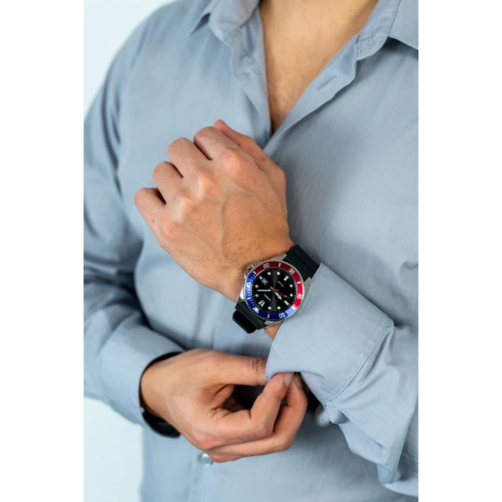 Casio Marlin Quartz Black Dial Resin Strap Men's Watch MDV-107-1A3VEF