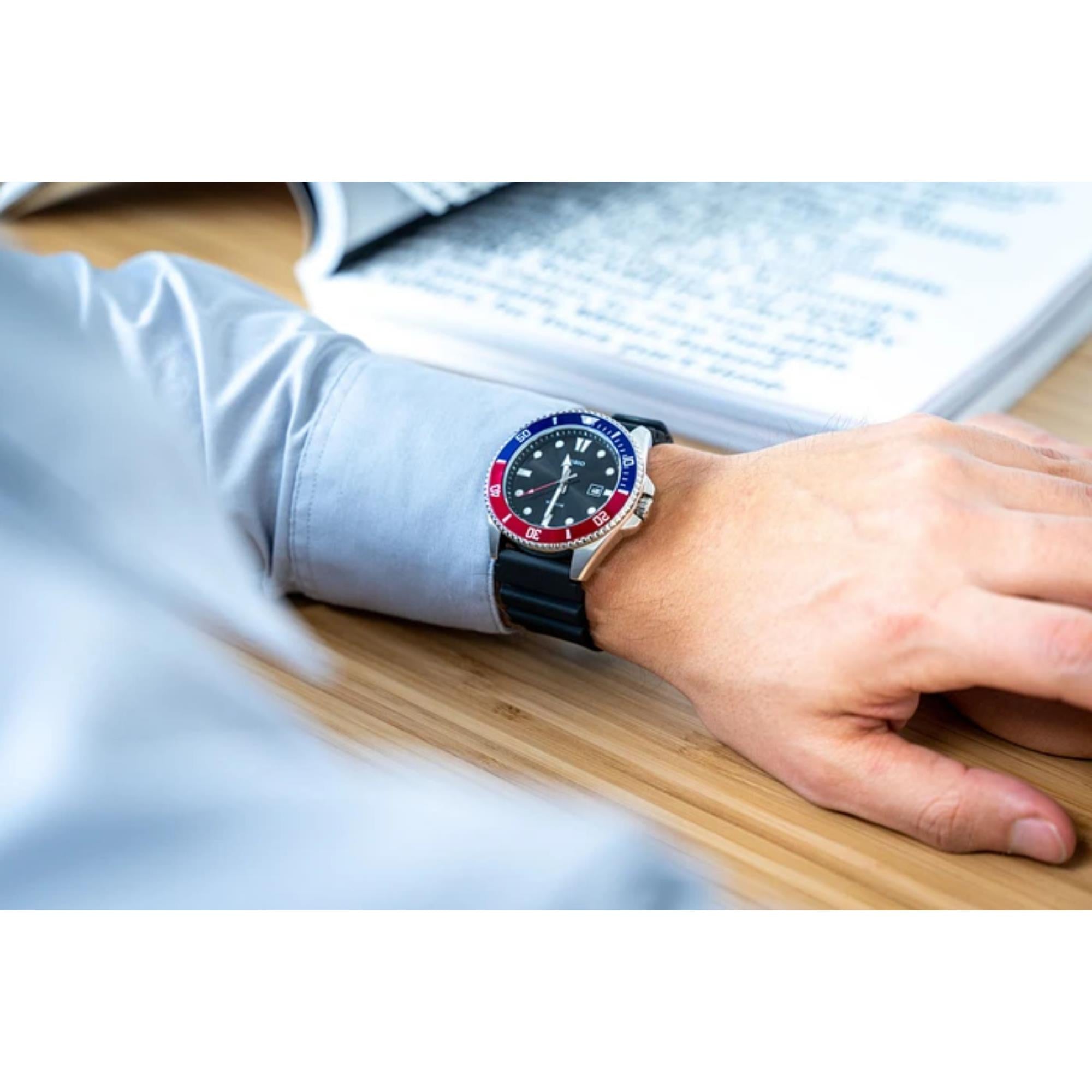 Casio Marlin Quartz Black Dial Resin Strap Men's Watch MDV-107-1A3VEF