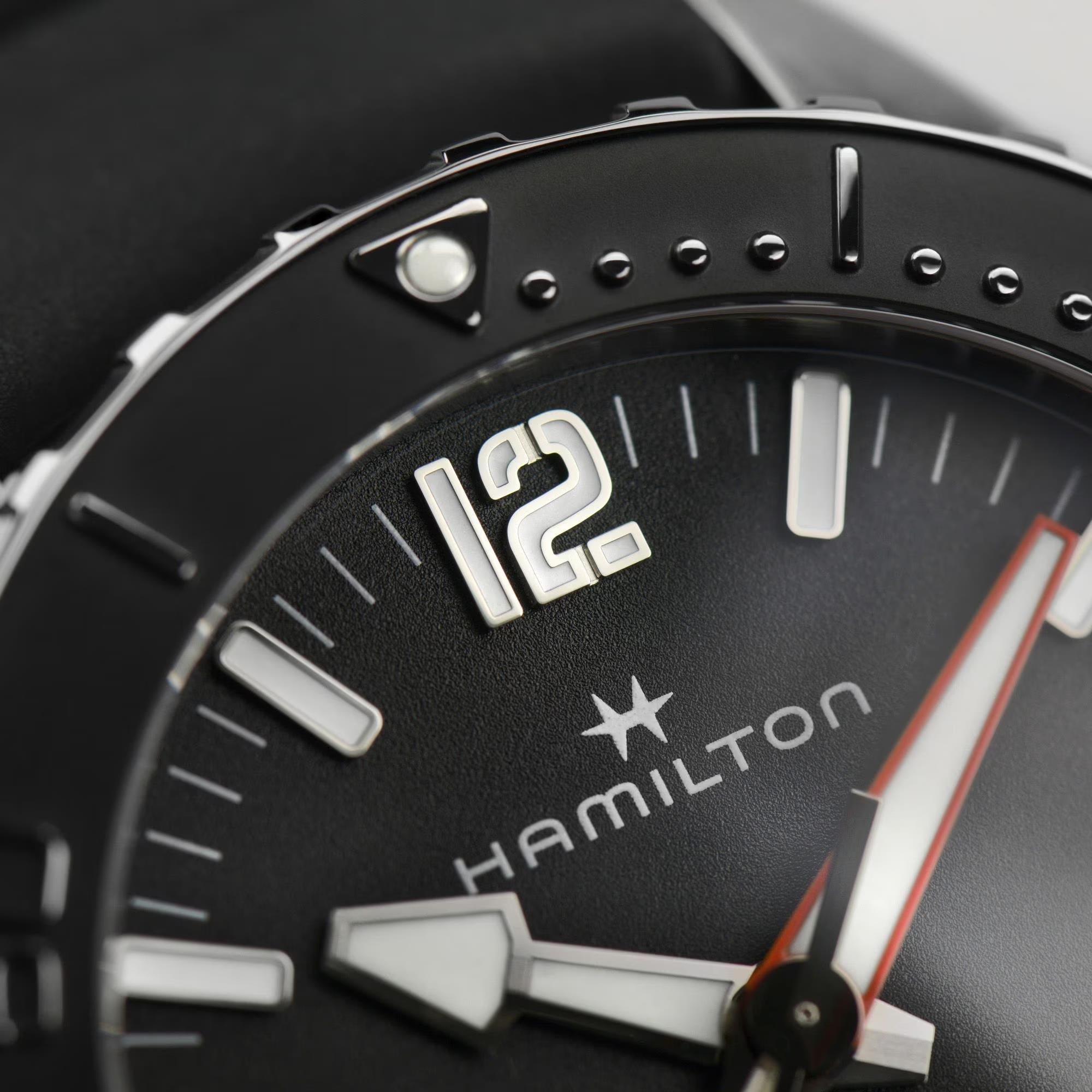 Hamilton Khaki Navy Frogman Automatic Black Dial Rubber Strap Men's Watch H77825330