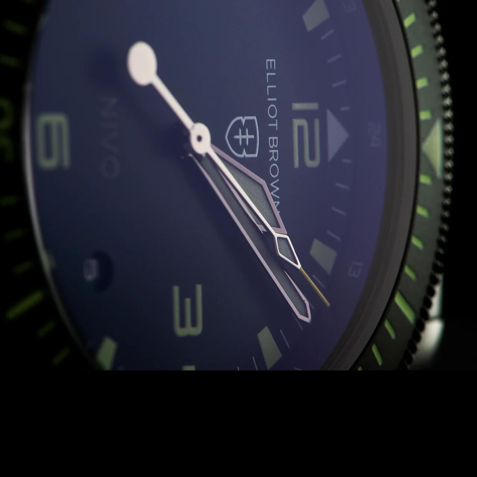 Elliot Brown Holton Nivo Quartz Black Dial Rubber Strap Men's Watch 101-003-R02