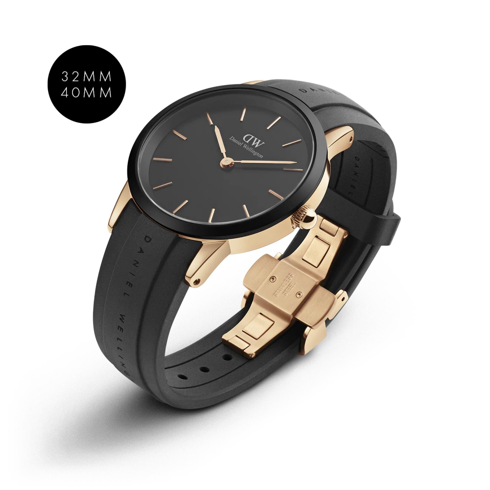 Daniel Wellington Iconic Motion Quartz Black Dial Rubber Strap Men's Watch DW00100425