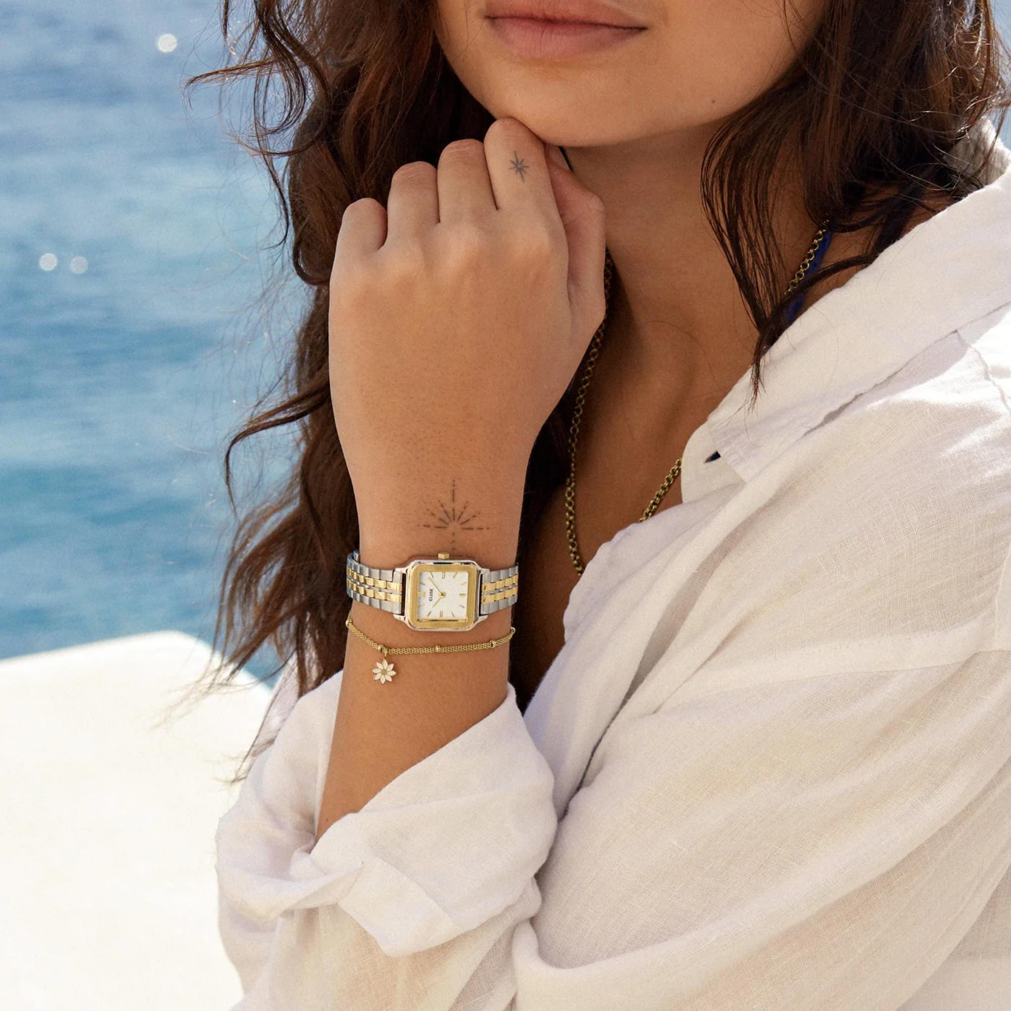 CLUSE Gracieuse Petite Quartz White Dial Steel Strap Women's Watch CW11801