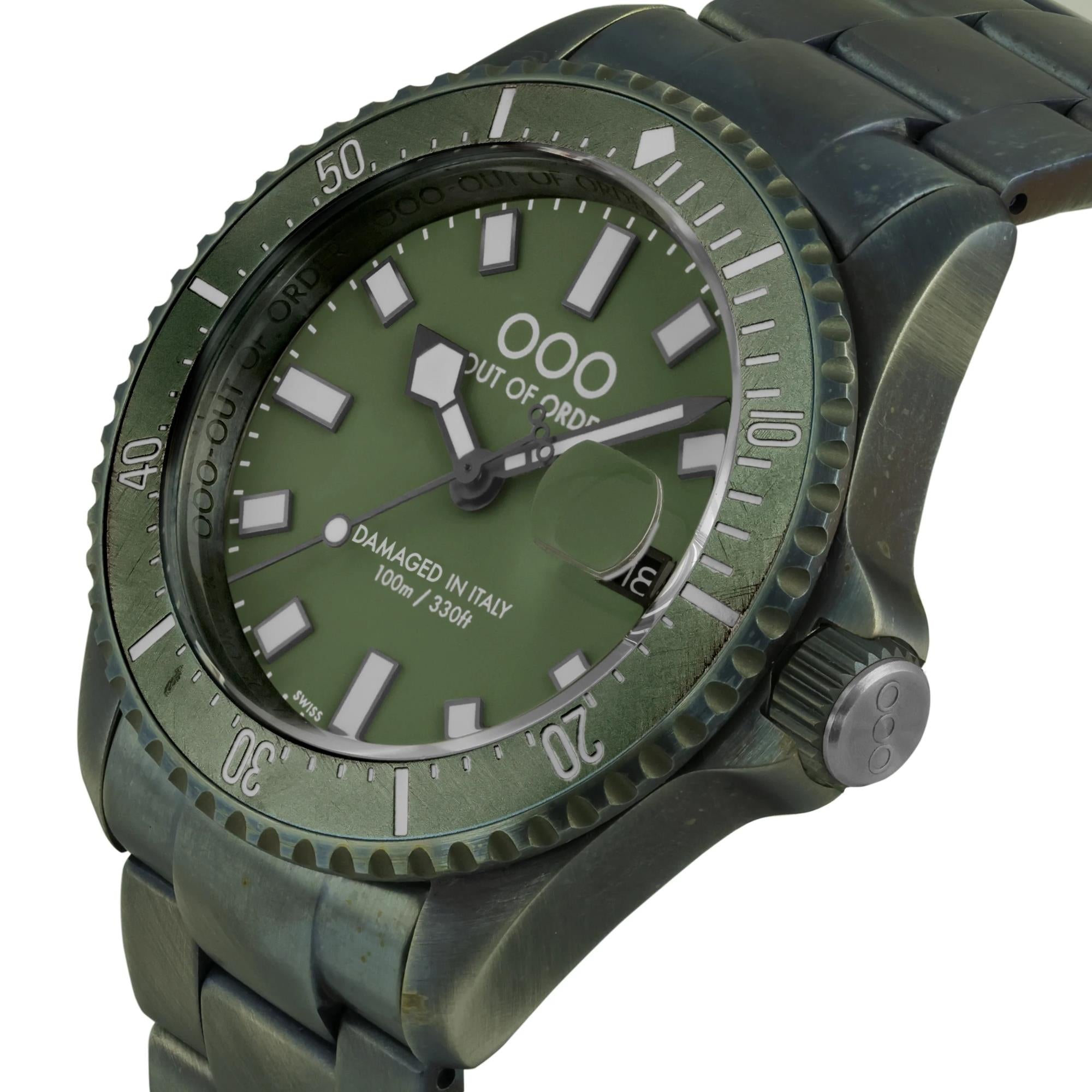 Out of Order Verde Oliva Casanova Ultra Distressed Quartz Green Dial Steel Strap Men's Watch OOO.001-27.VE