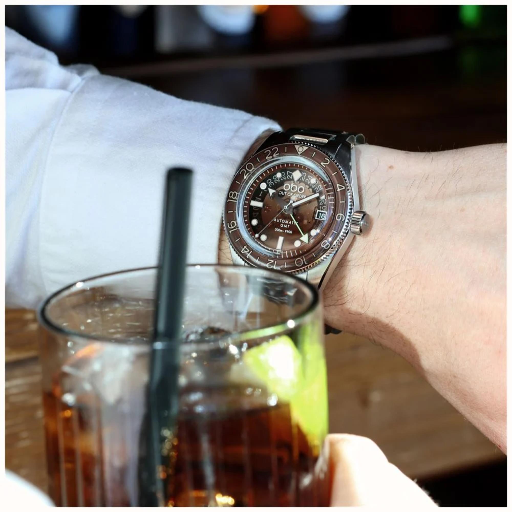 Out of Order Limited Edition Shaker Cuba Libre Automatic GMT Steel Strap Men's Watch OOO.001-25.CL.BAND.SS