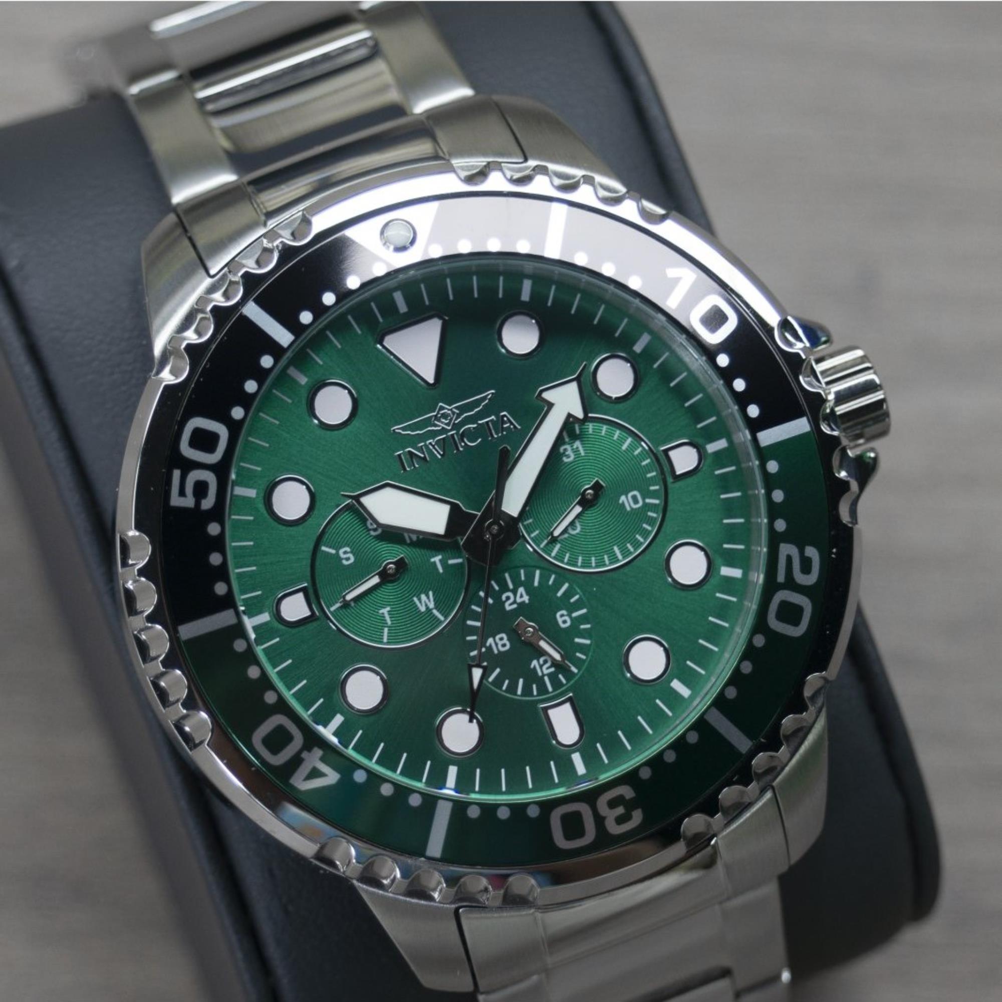 Invicta Pro Diver Quartz Chronograph Green Dial Steel Strap Men's Watch 47228
