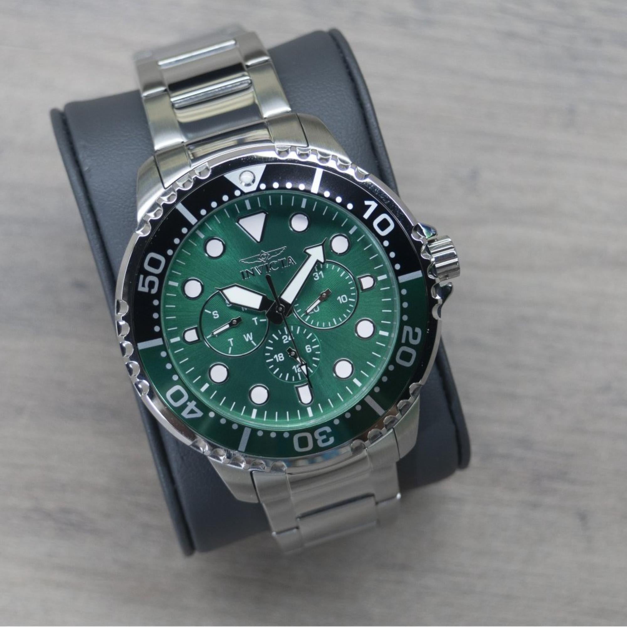 Invicta Pro Diver Quartz Chronograph Green Dial Steel Strap Men's Watch 47228