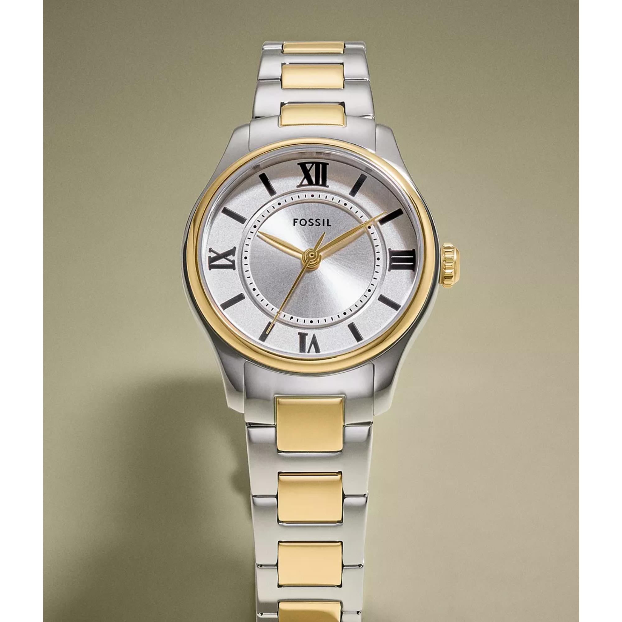 Fossil Gilmore Quartz Silver Dial Steel Strap Women's Watch ES5422