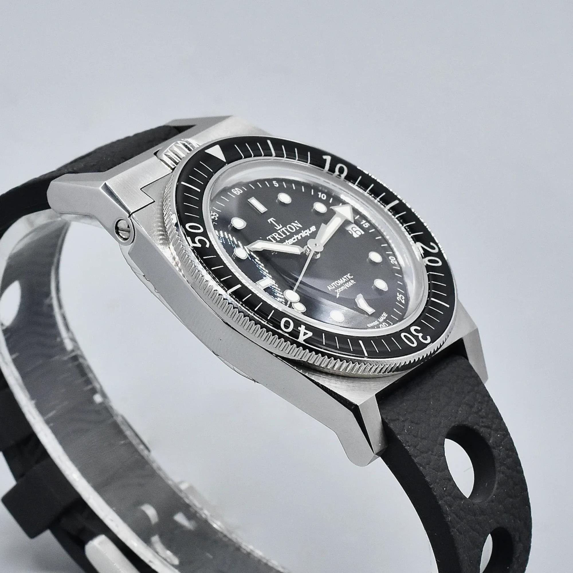 Triton Spirotechnique Classic Black Dial Automatic Rubber Strap Men's Dive Watch