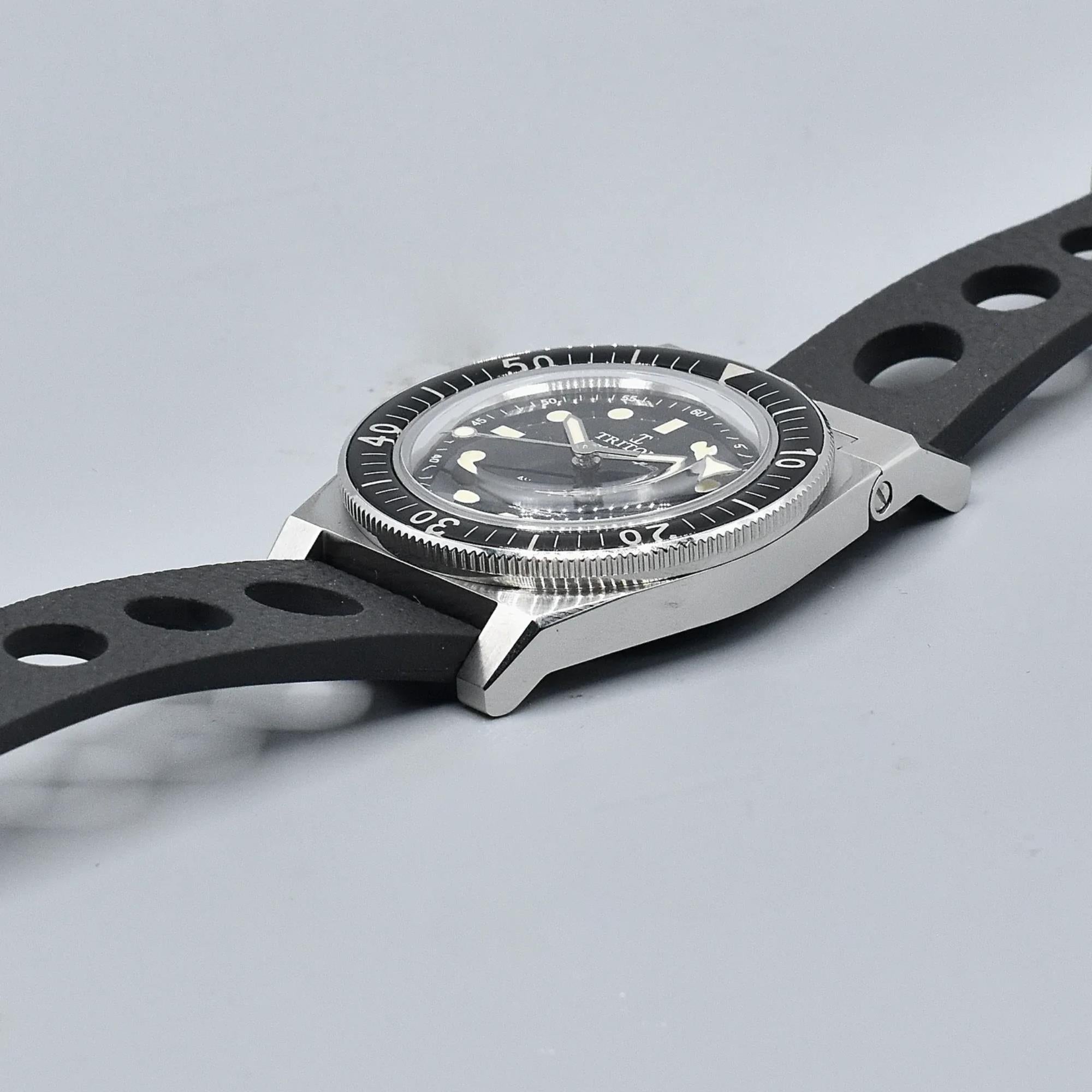 Triton Spirotechnique Sport Black Dial Automatic Rubber Strap Men's Dive Watch
