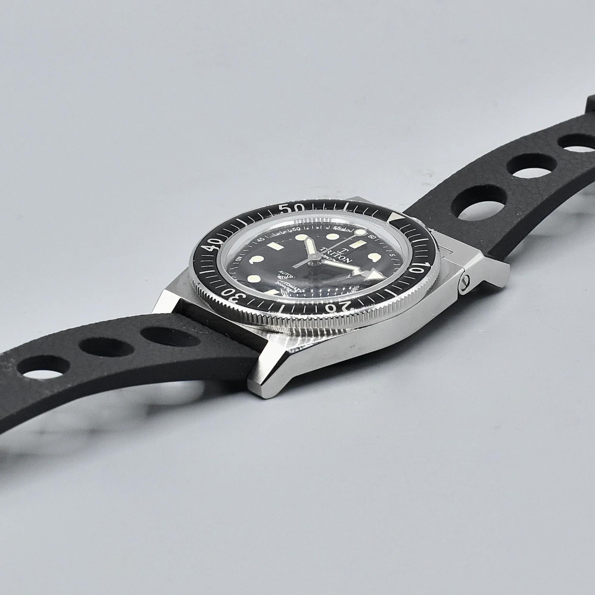 Triton Spirotechnique Sport Black Dial Automatic Rubber Strap Men's Dive Watch
