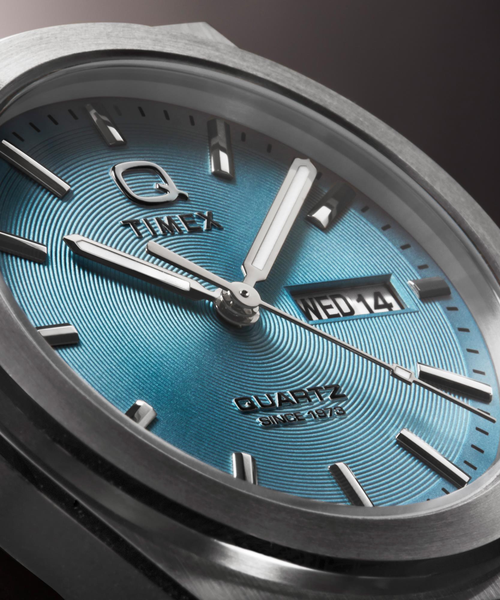 Timex Q Continental Quartz Blue Dial Steel Strap Men's Watch TW2Y35200