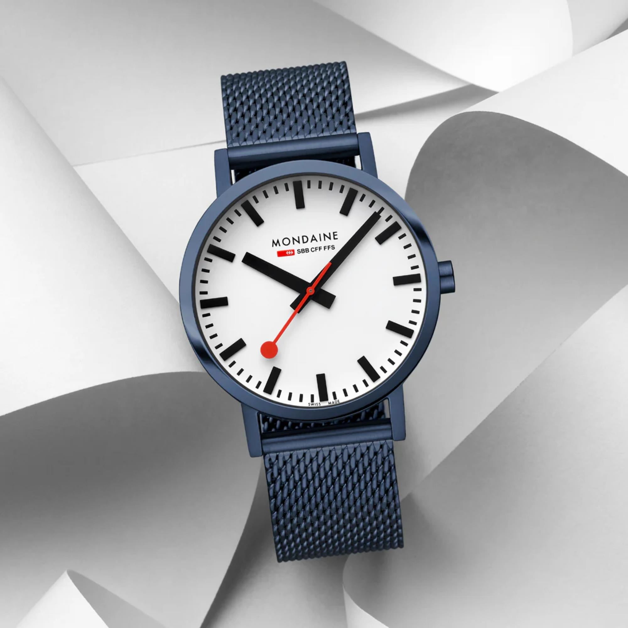 Mondaine Classic Quartz White Dial Steel Strap Men's Watch A660.30360.1BSBM