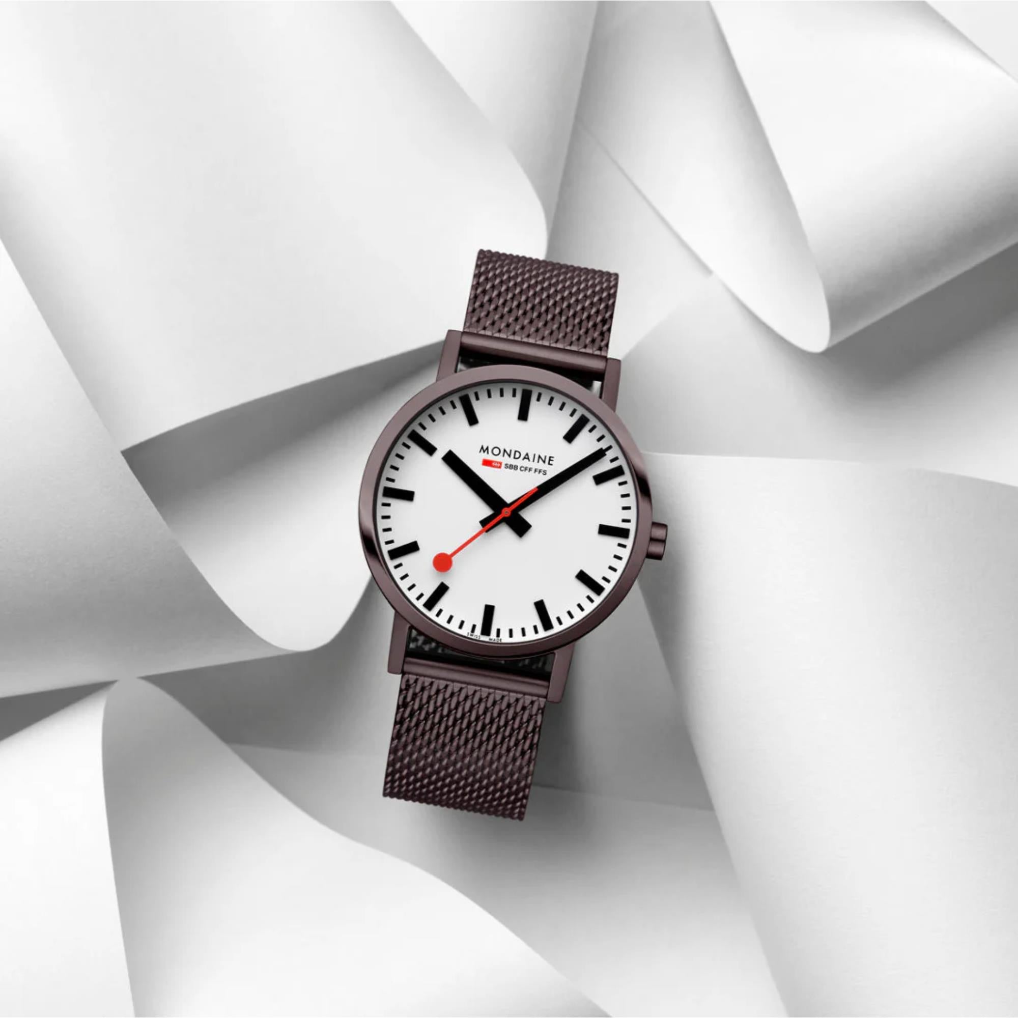 Mondaine Classic Quartz White Dial Steel Strap Men's Watch A660.30360.1BSBZ