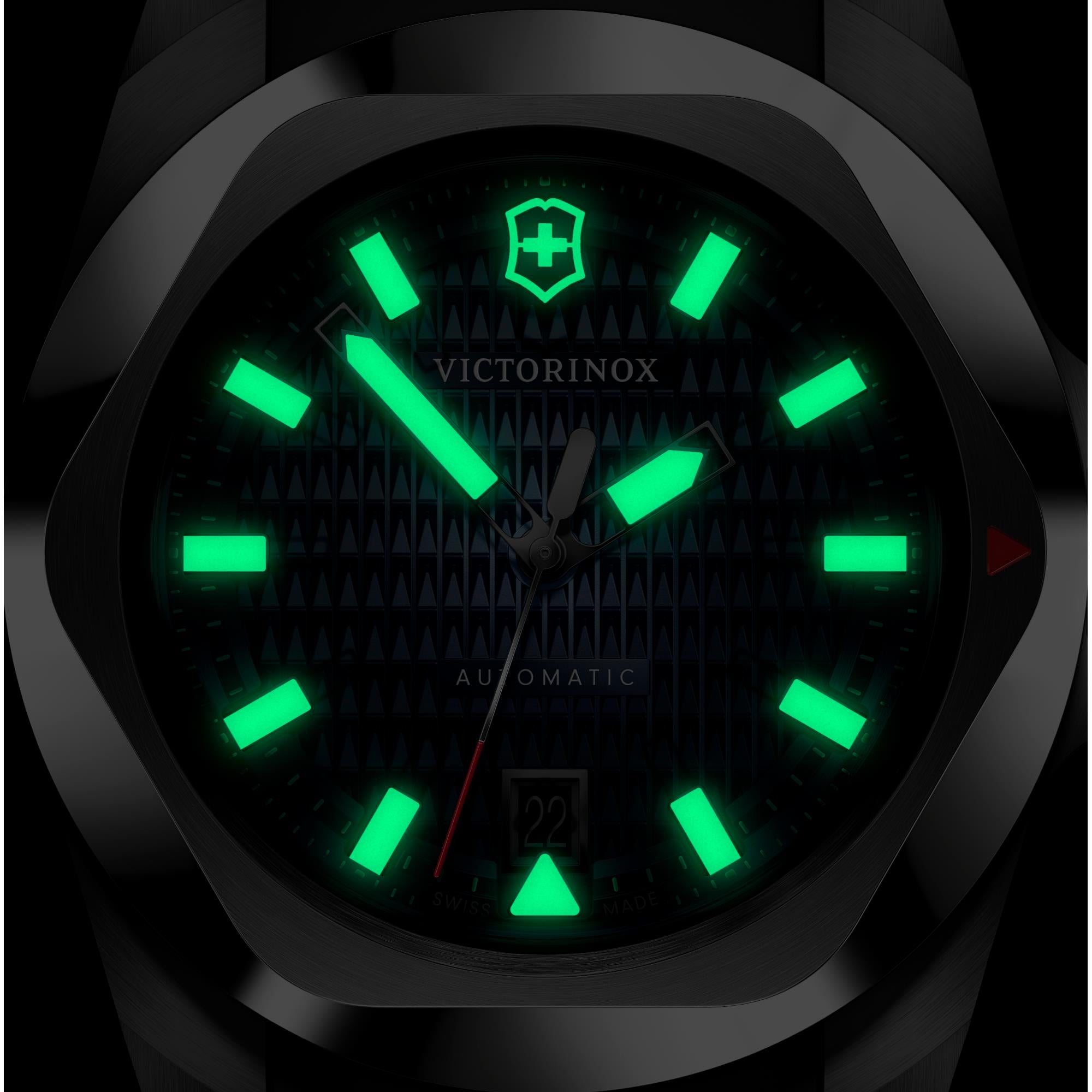 Close-up of Victorinox I.N.O.X. 242020 highlighting luminous hands