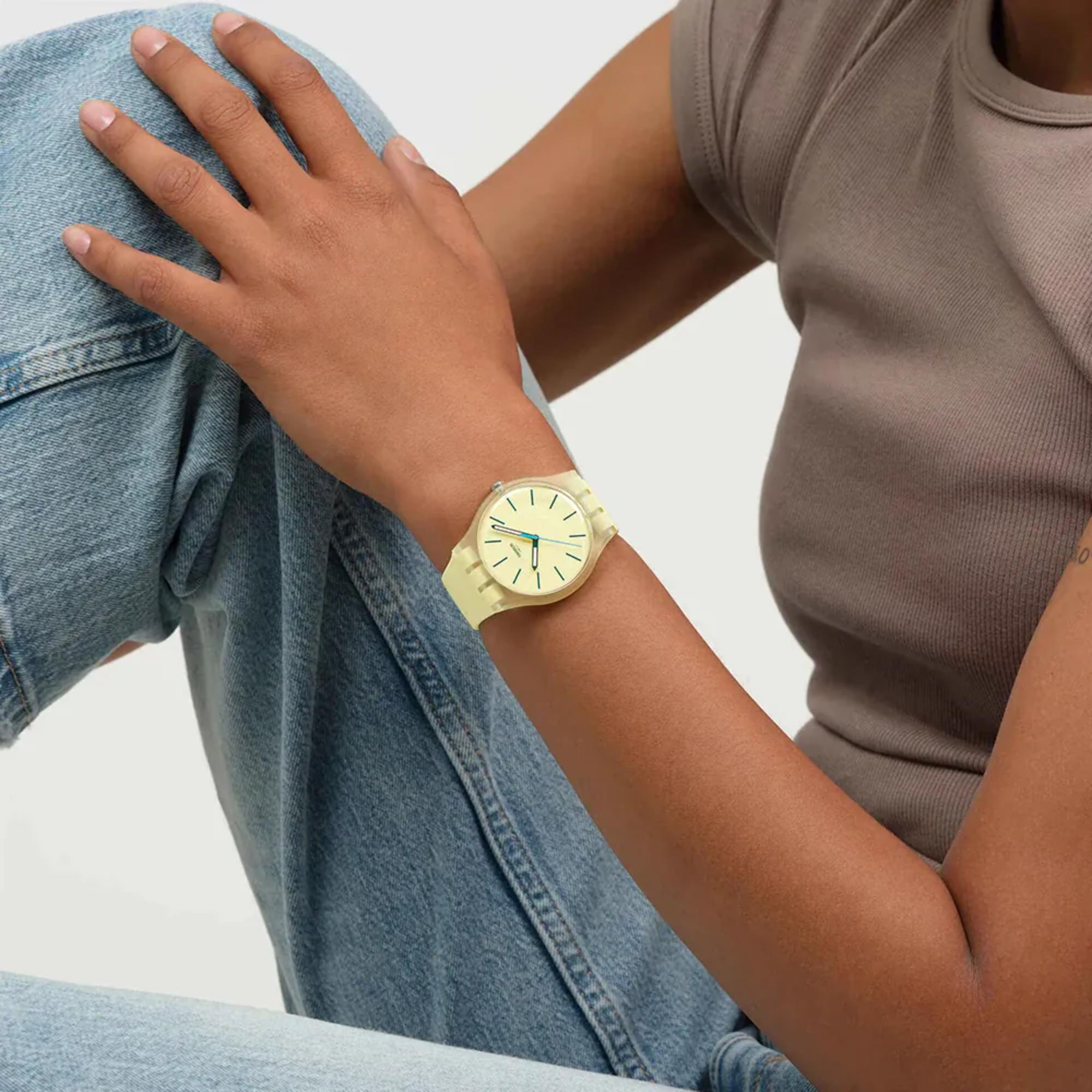 Swatch Originals Citrus Tilt Quartz Yellow Dial Silicone Strap Unisex Watch SO29J102