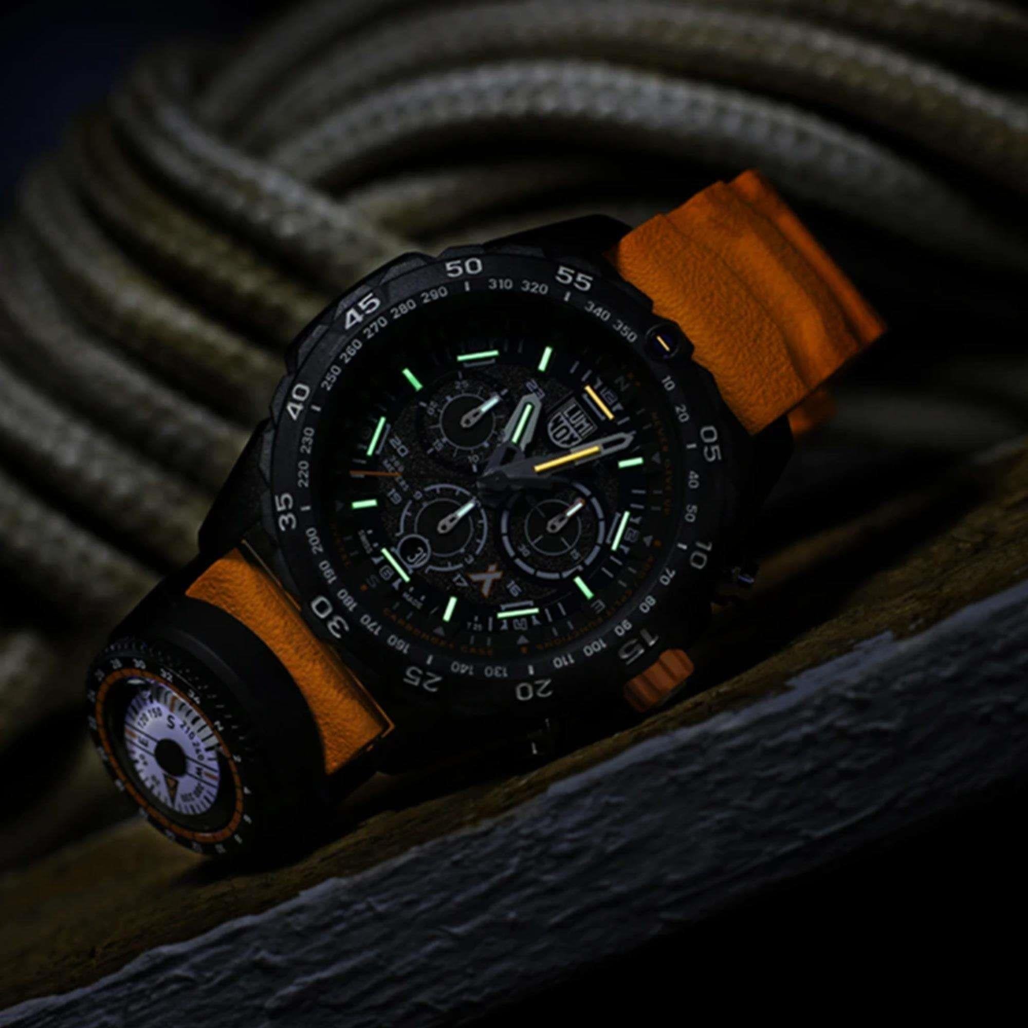 Luminox x Bear Grylls Survival MASTER 3749 Series Quartz Black Dial Rubber Strap Men's Watch XB.3749