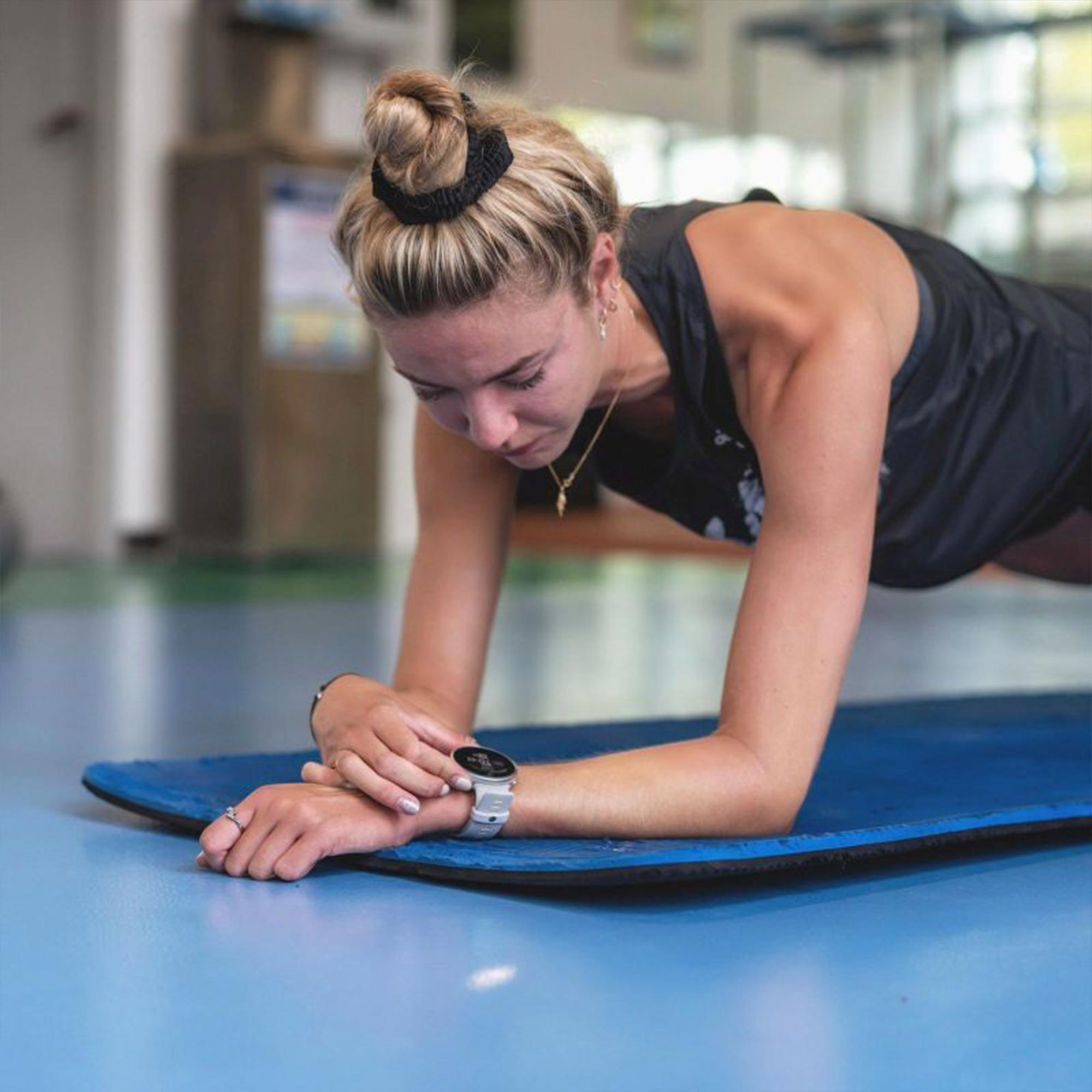 Polar Vantage V2 Quartz Digital Dial Grey Rubber Strap Smartwatch 90083651