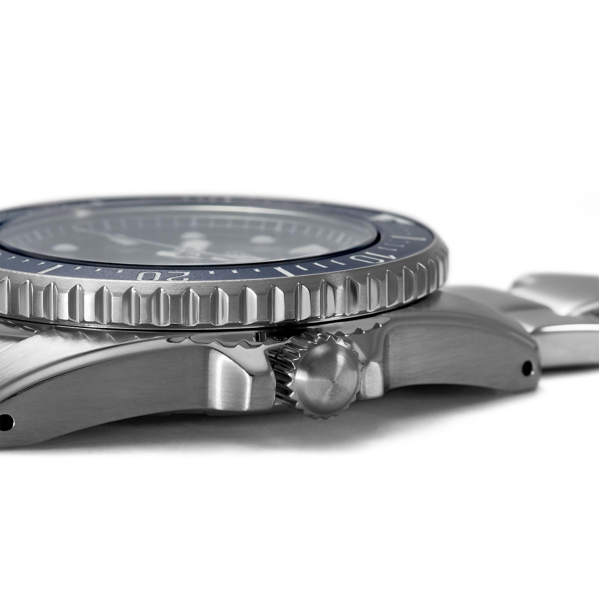 Seiko Prospex Solar Black Dial Stainless Steel Bracelet Men's Watch SNE569P1