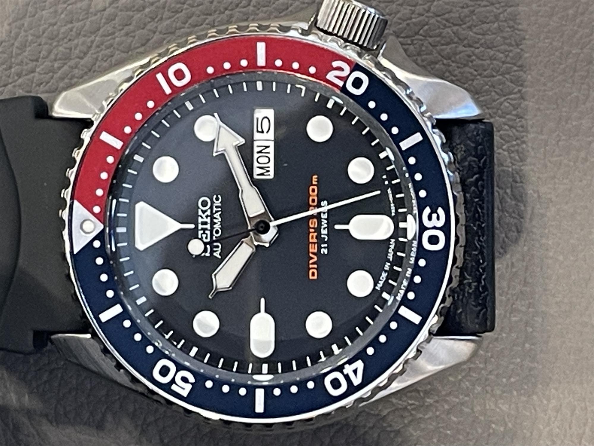 Seiko Diver’s Pepsi Automatic Black Rubber Strap Blue Dial Men's Watch SKX009J1