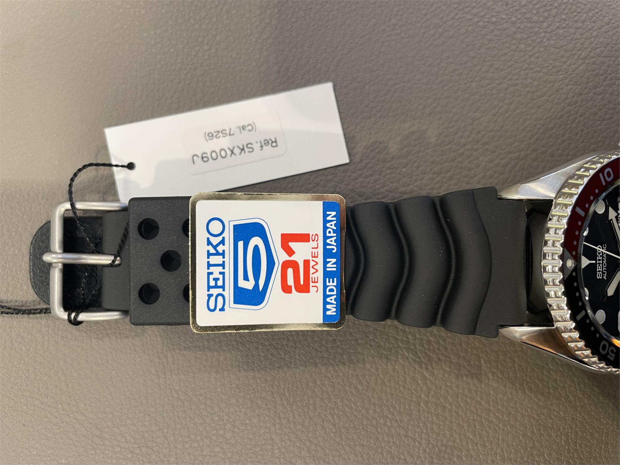 Seiko Diver’s Pepsi Automatic Black Rubber Strap Blue Dial Men's Watch SKX009J1