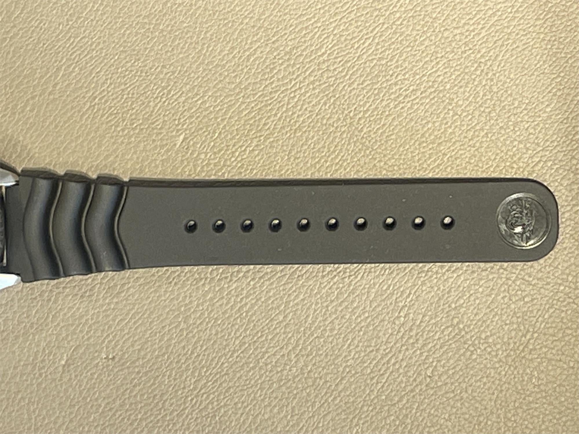 Seiko Diver’s Pepsi Automatic Black Rubber Strap Blue Dial Men's Watch SKX009J1