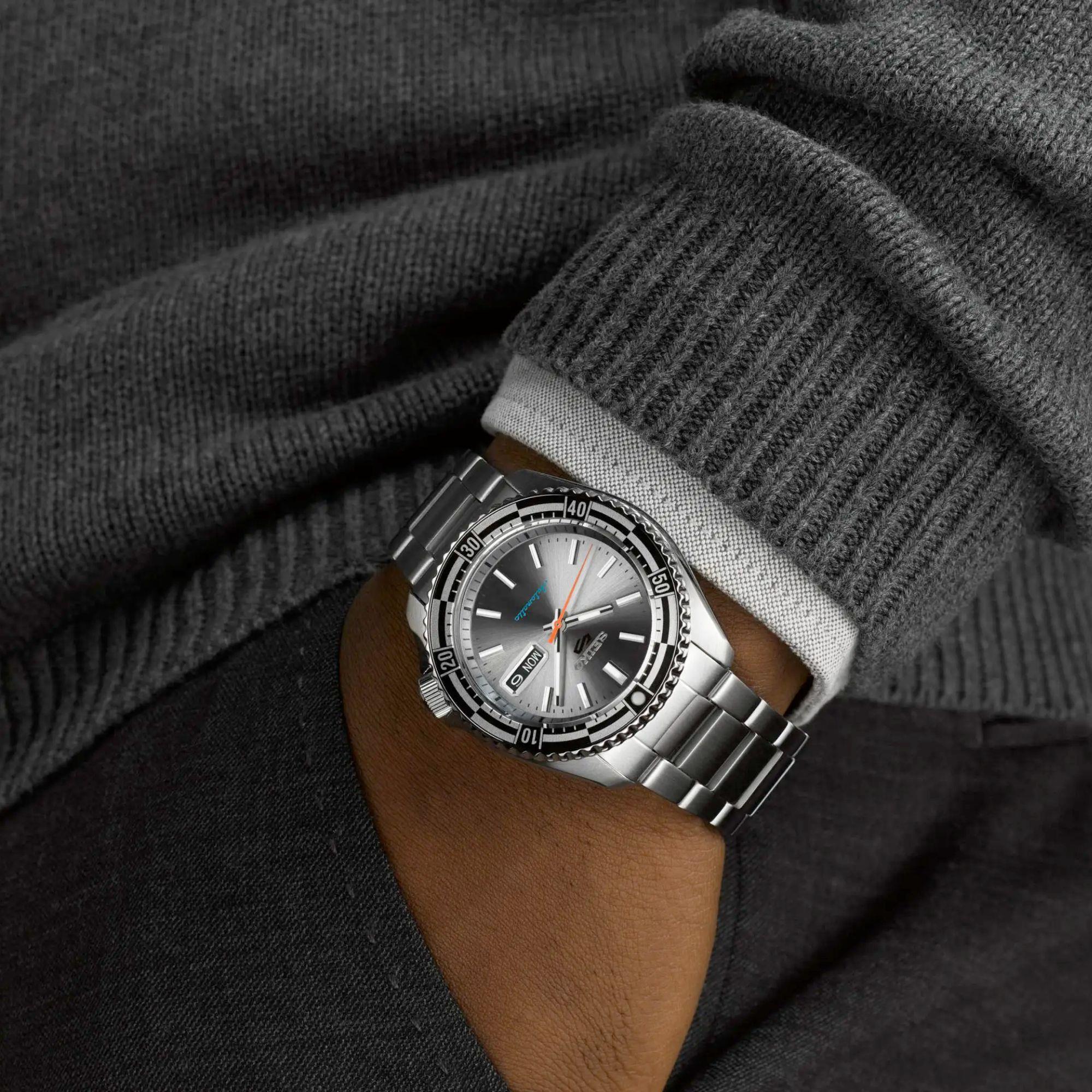 Seiko 5 Sports Automatic Silver Dial Men's Watch SRPK09K1