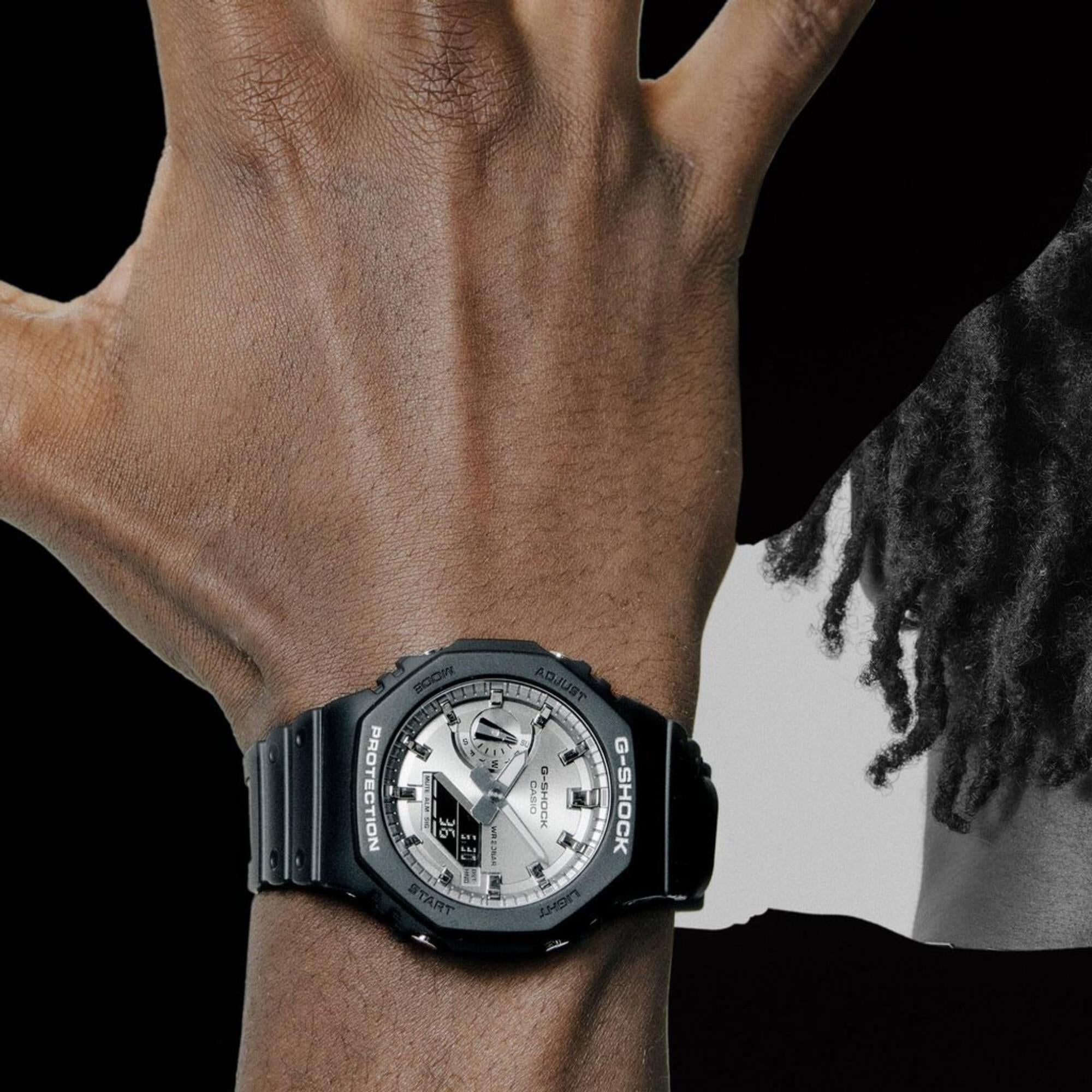 Casio G-Shock Octagon Series ‘CasiOak’ Quartz Silver Dial Black Silicone Strap Men’s Watch GA-2100SB-1AER