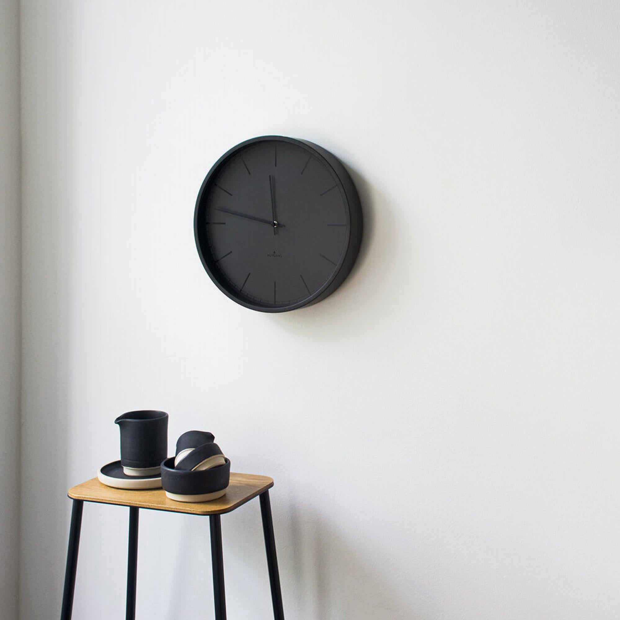 Huygens Black Tone Series Index Wall Clock 35cm HU16002