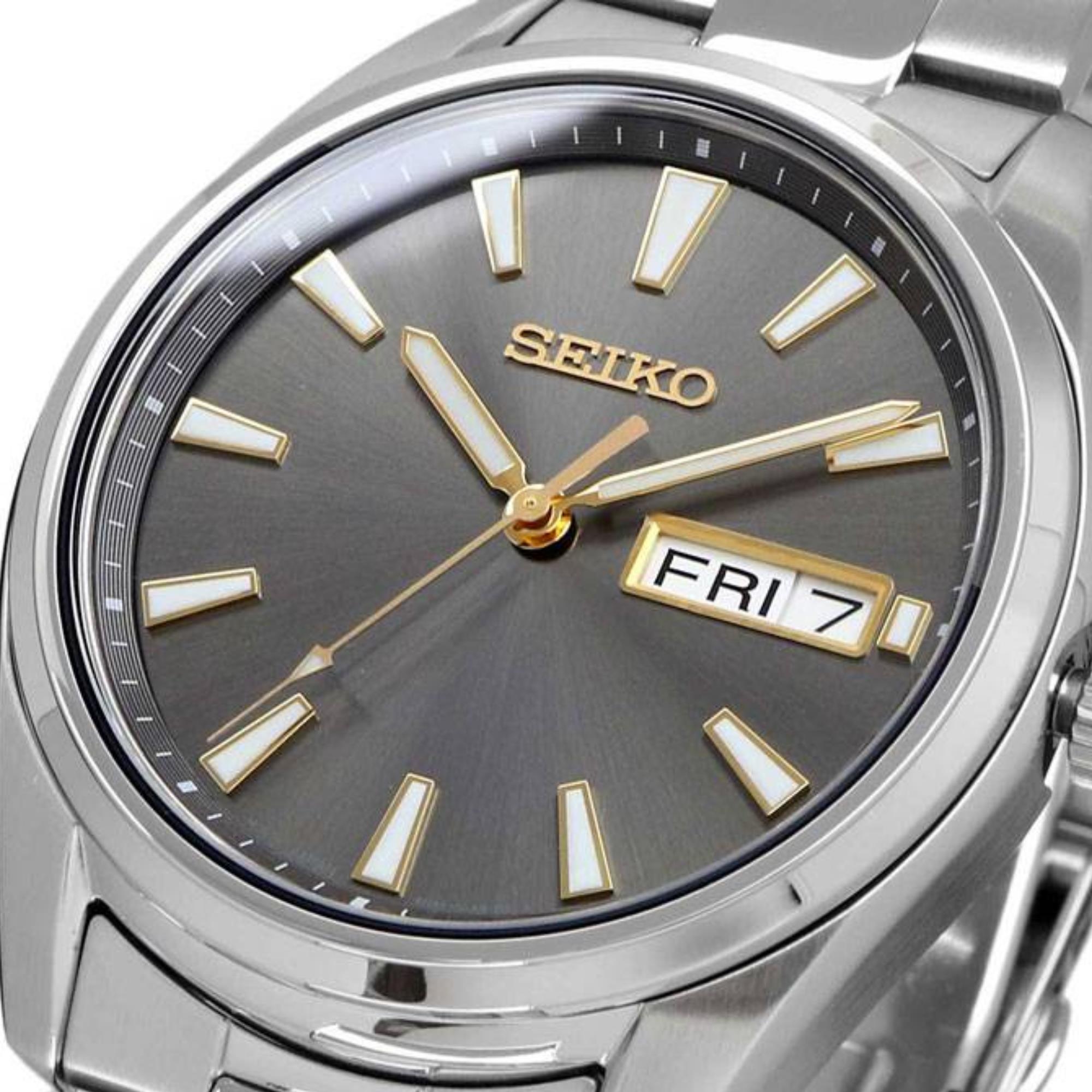 Seiko Conceptual Quartz Grey Sunburst Dial Steel Strap Men's Watch SUR343P1