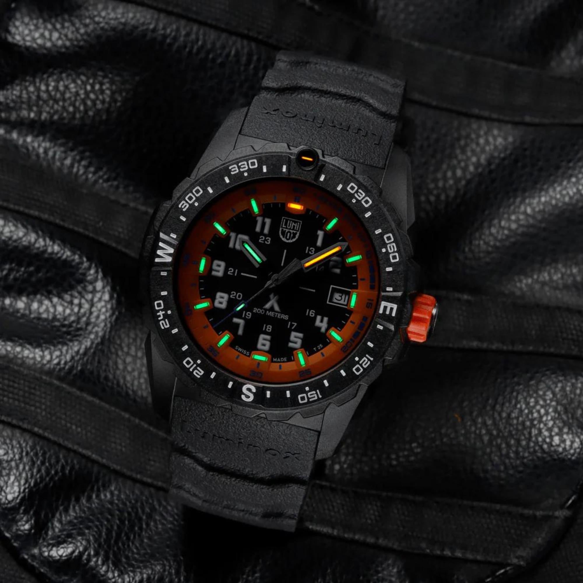 Luminox Bear Grylls Survival Quartz Black Dial Black Silicone Strap Men's Watch XB.3739