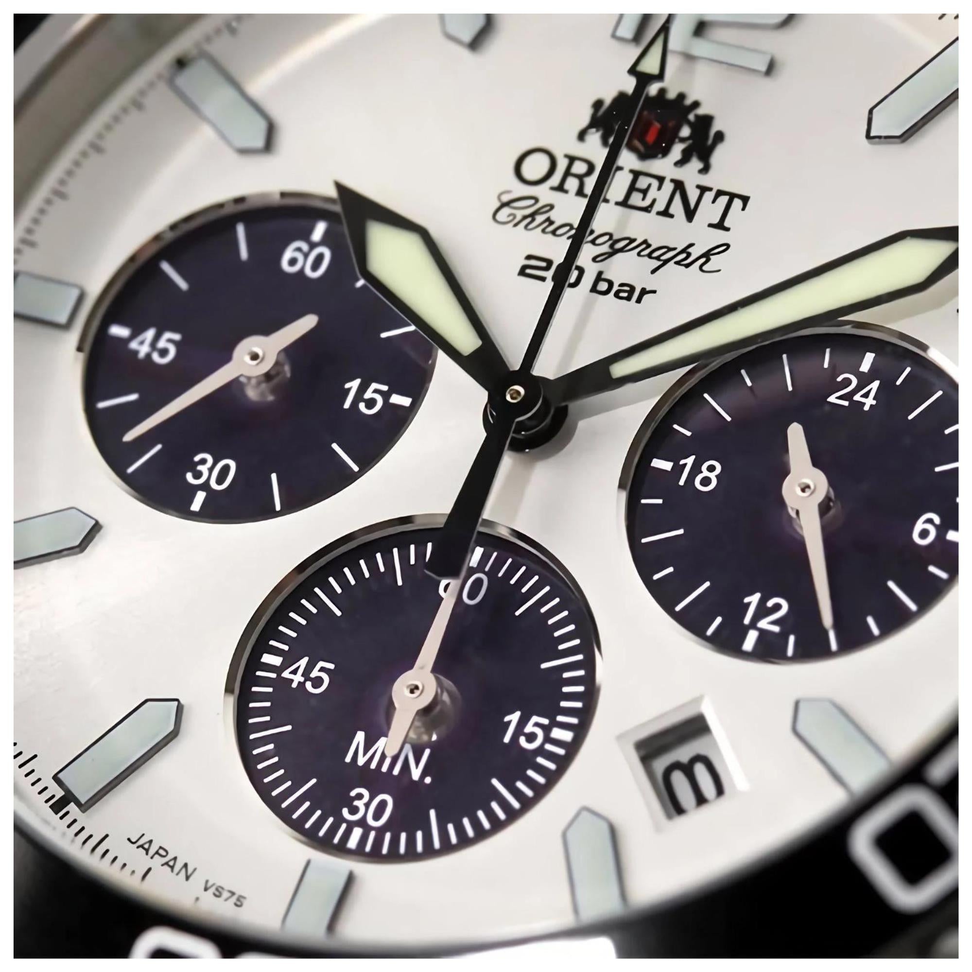 Orient Mako Solar Ex-Display Chronograph White Dial Stainless Steel Bracelet Men's Watch RA-TX0203S10B