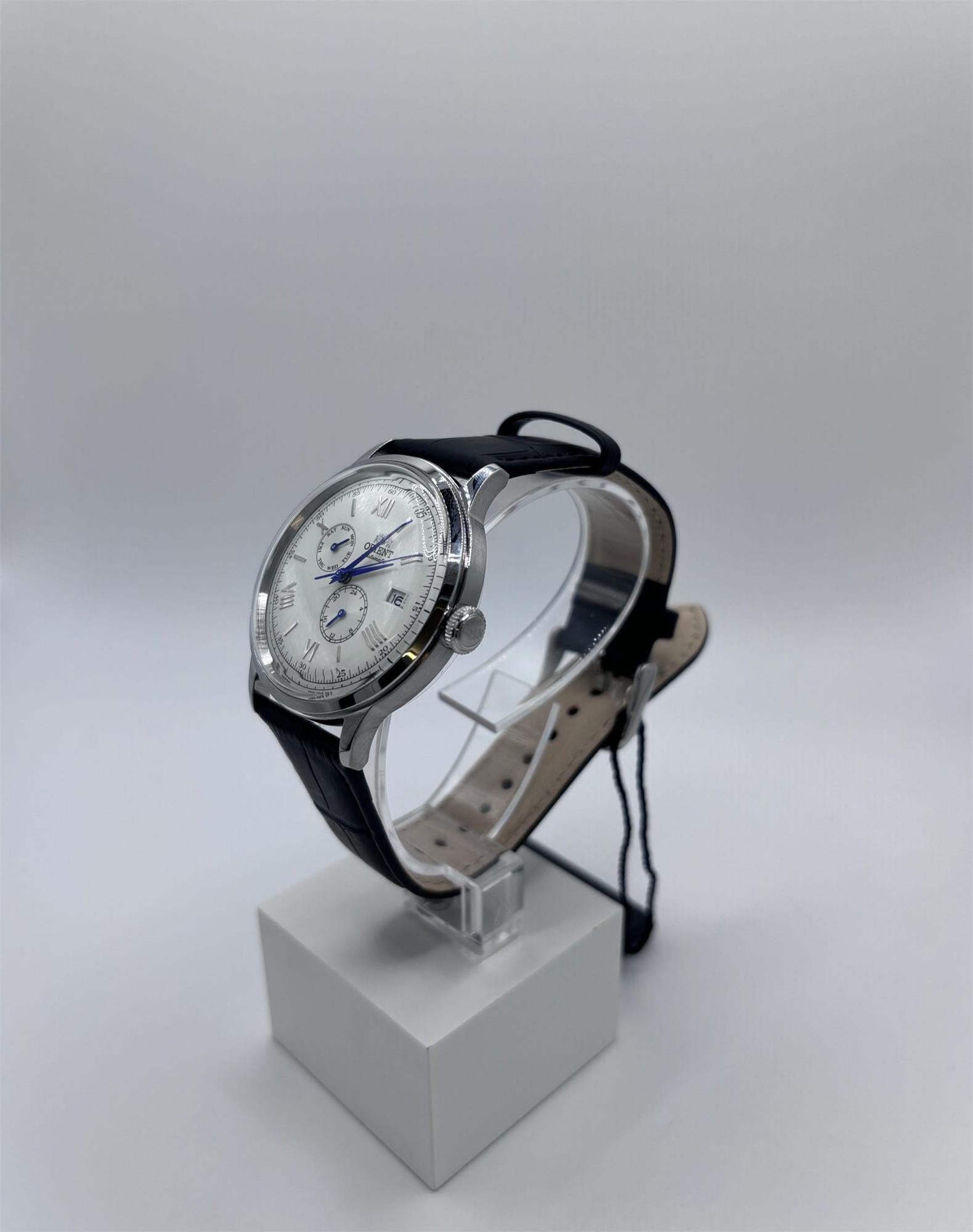 Orient Bambino Automatic Day Date Black Leather Strap Men's Watch Ex-Display RA-AK0701S30B-EX