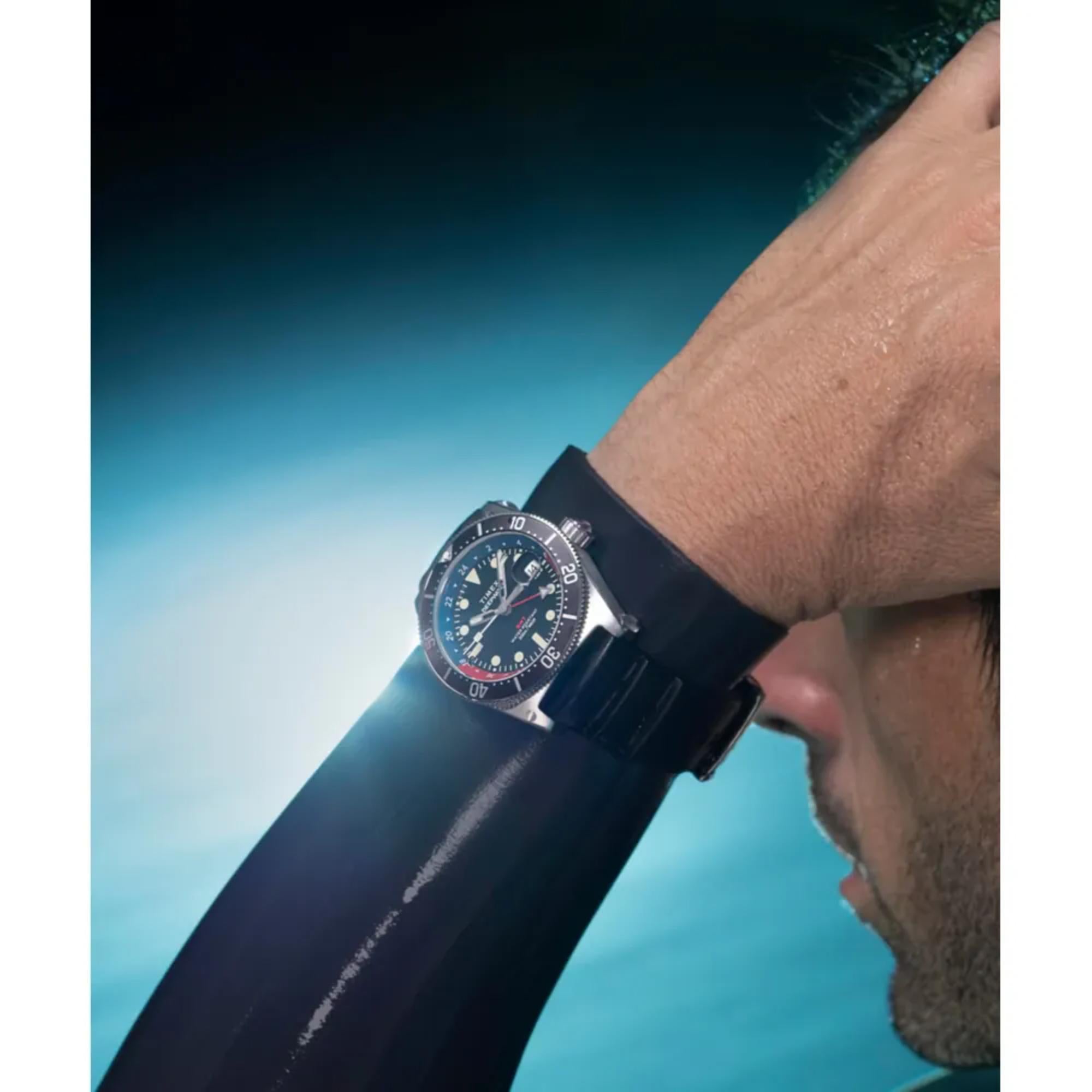 Timex Deep Water Reef Black Dial Rubber Strap Men’s Watch TW2W75000