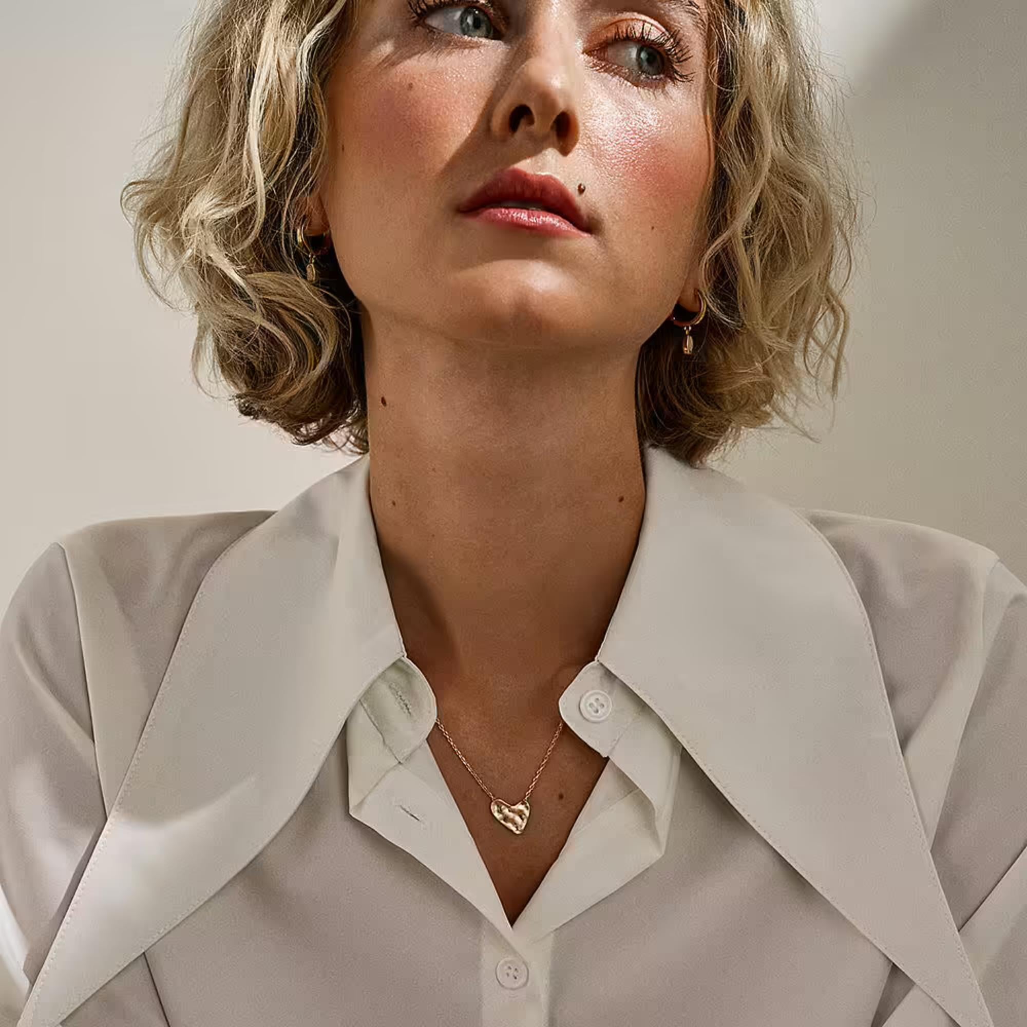 Skagen Anja Hearts Gold-Tone Brass Pendant Ladies Necklace SKJ5009710