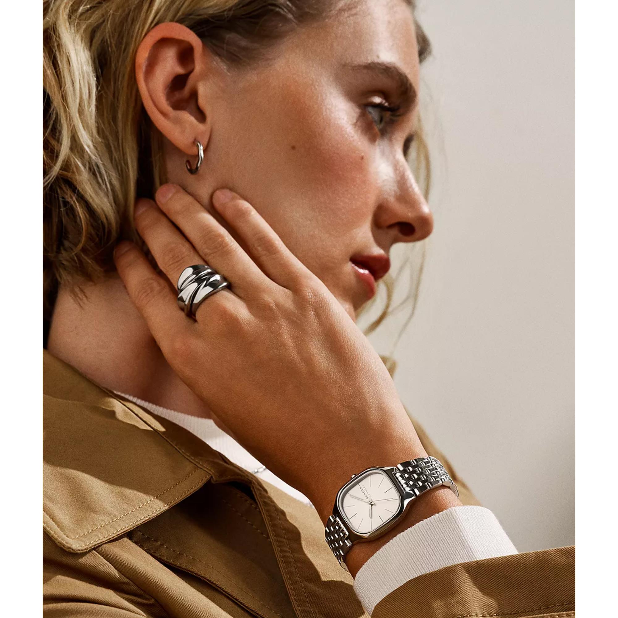 Skagen Moderne Stak Silver-Tone Stainless Steel Hoop Ladies Earrings SKJ1869040
