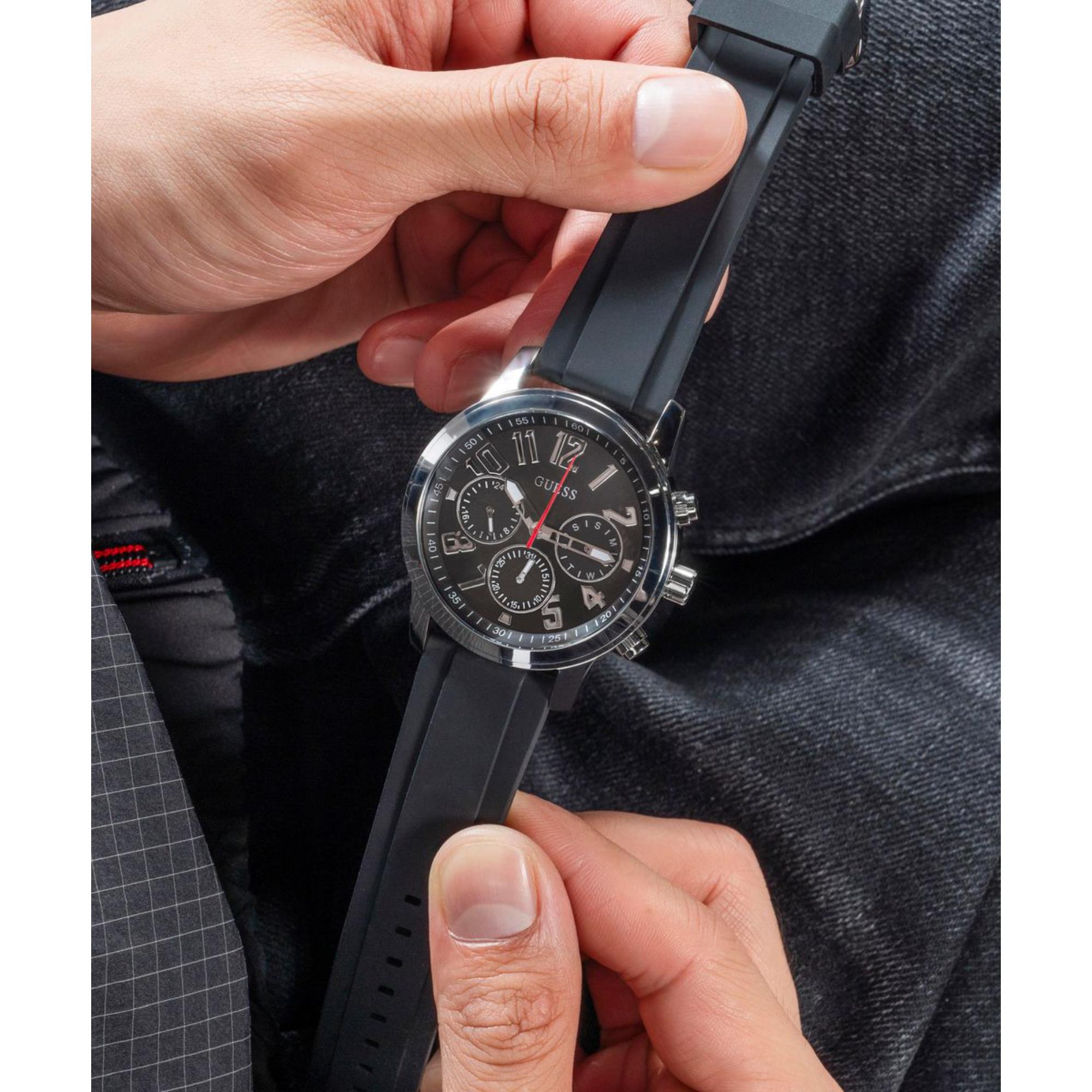 Guess Parker Black Dial Silicone Strap Men's Watch GW0708G1