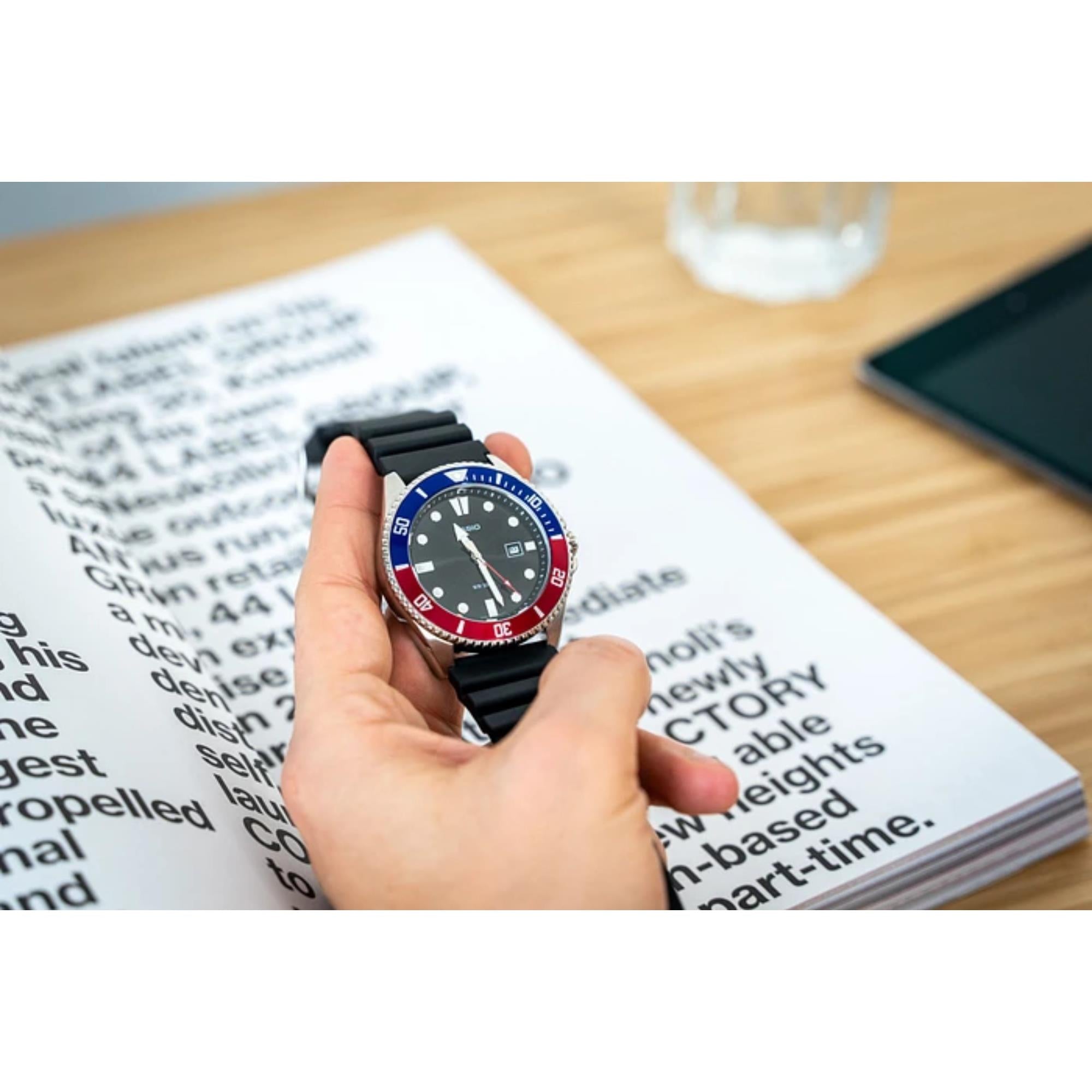 Casio Marlin Quartz Black Dial Resin Strap Men's Watch MDV-107-1A3VEF