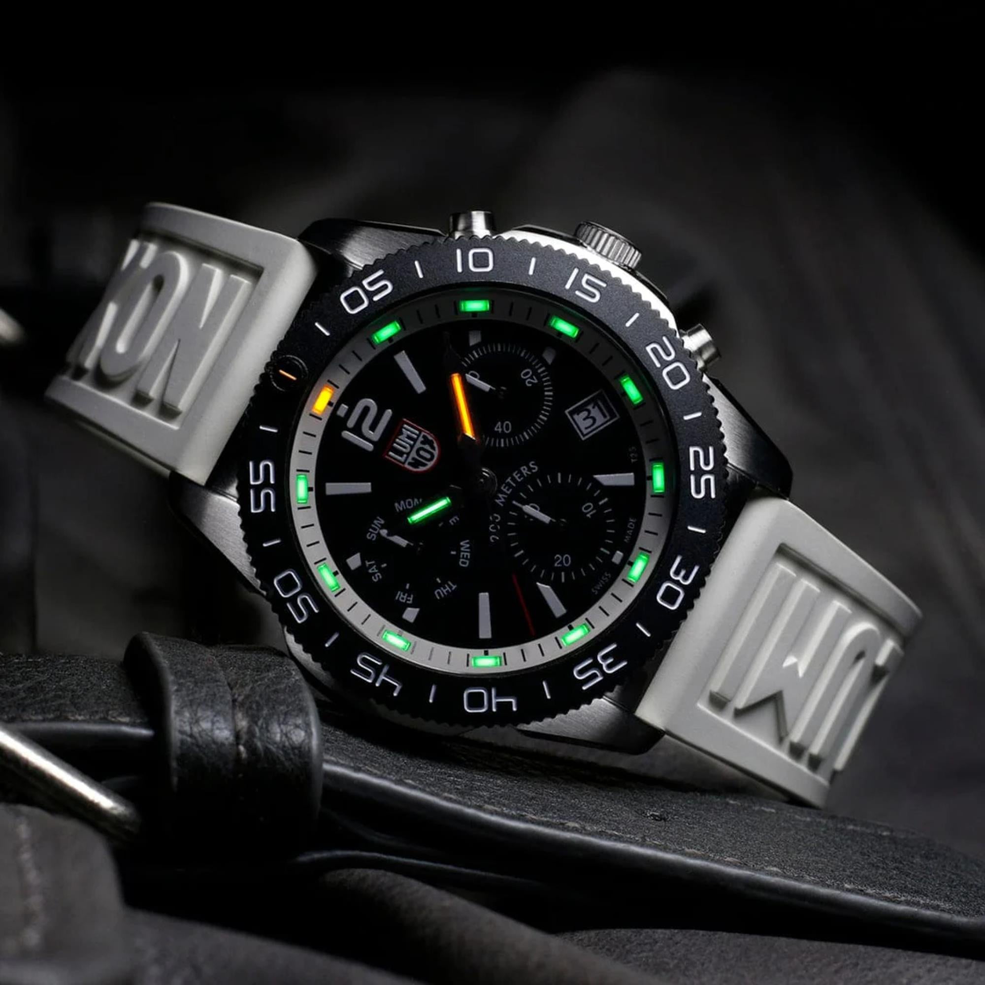 Luminox Pacific Diver Chronograph Quartz Black Dial Rubber Strap Men's Watch XS.3141.SET
